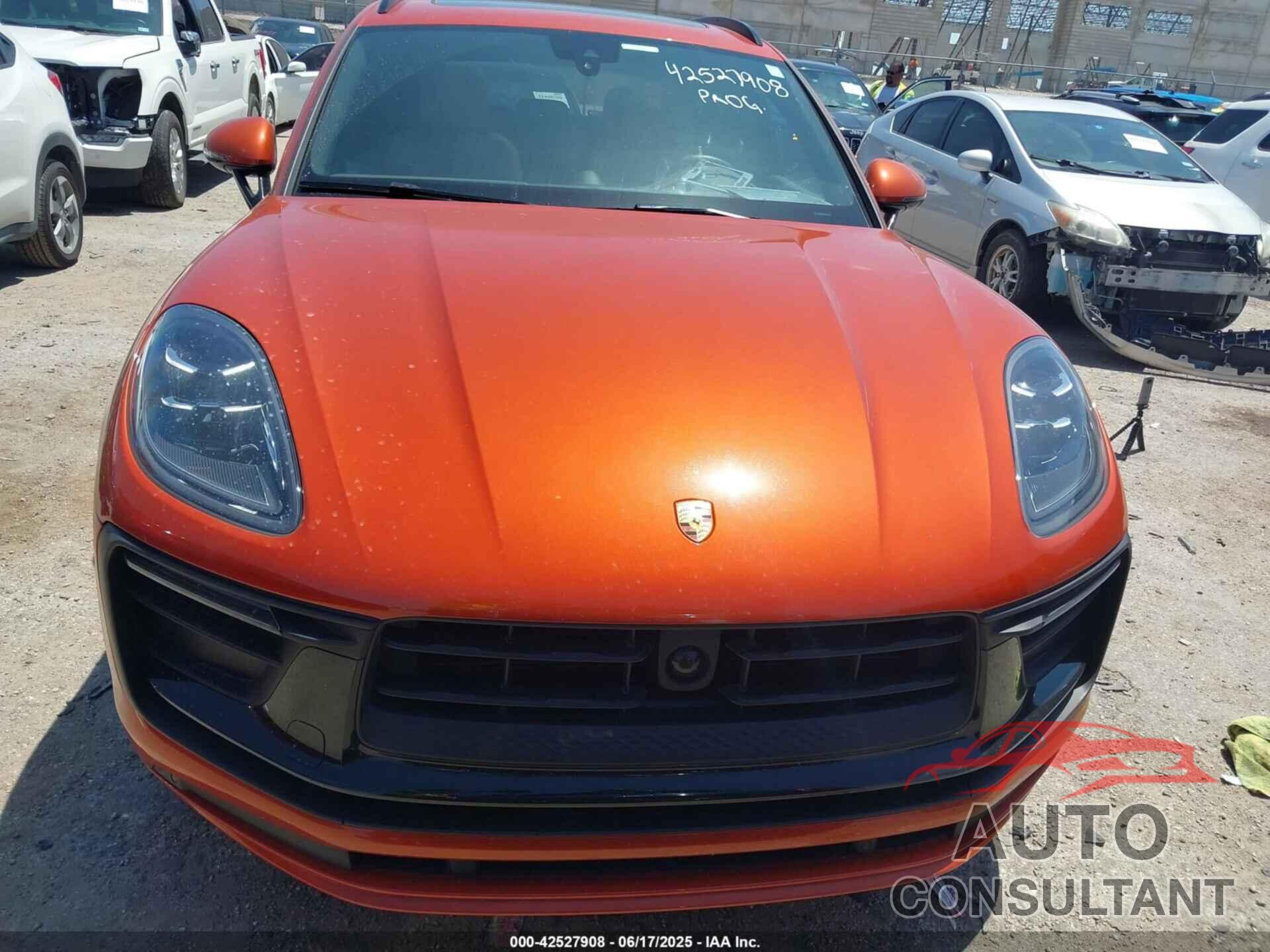 PORSCHE MACAN 2023 - WP1AA2A56PLB14311