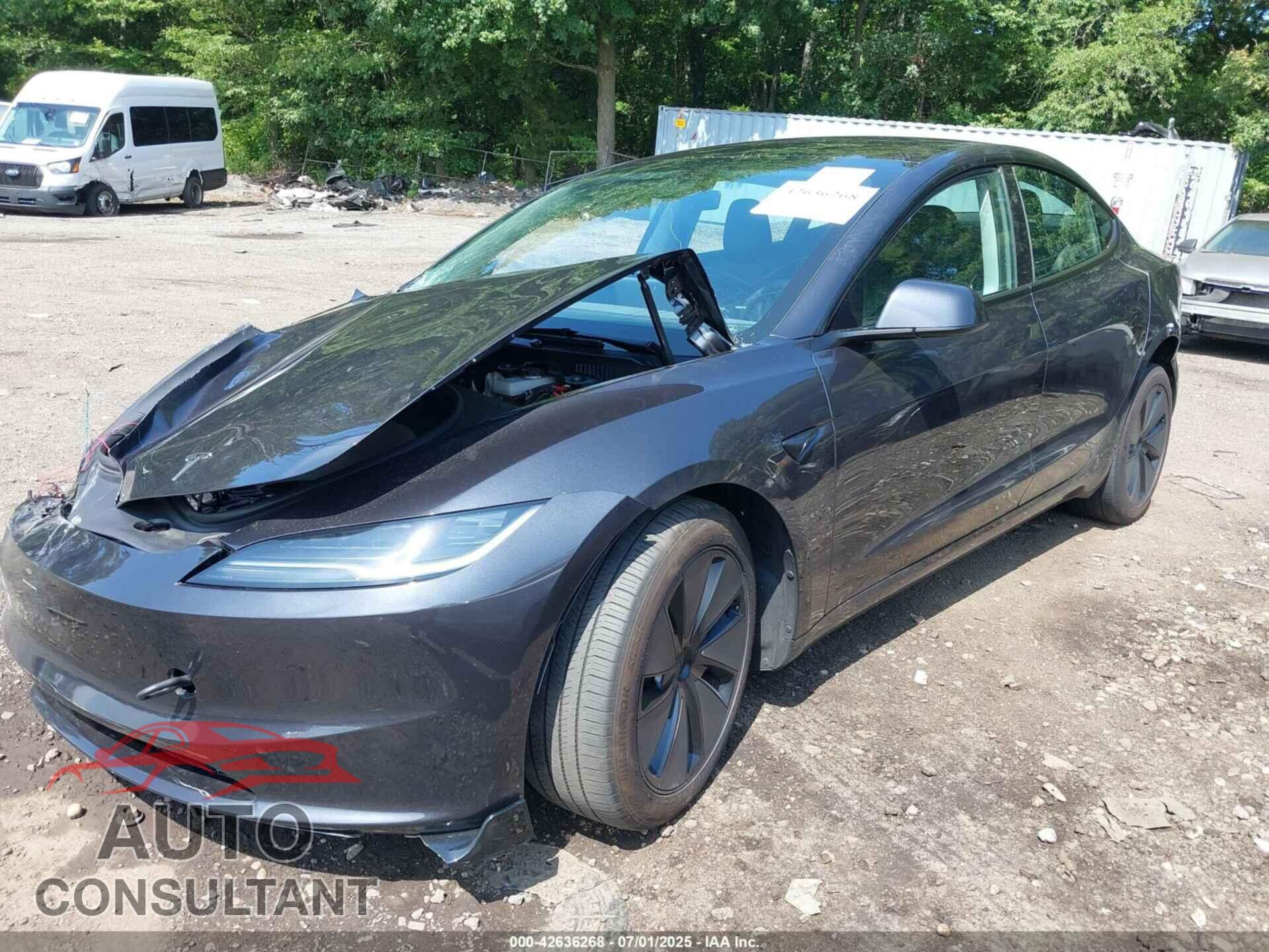 TESLA MODEL 3 2024 - 5YJ3E1EB5RF832608