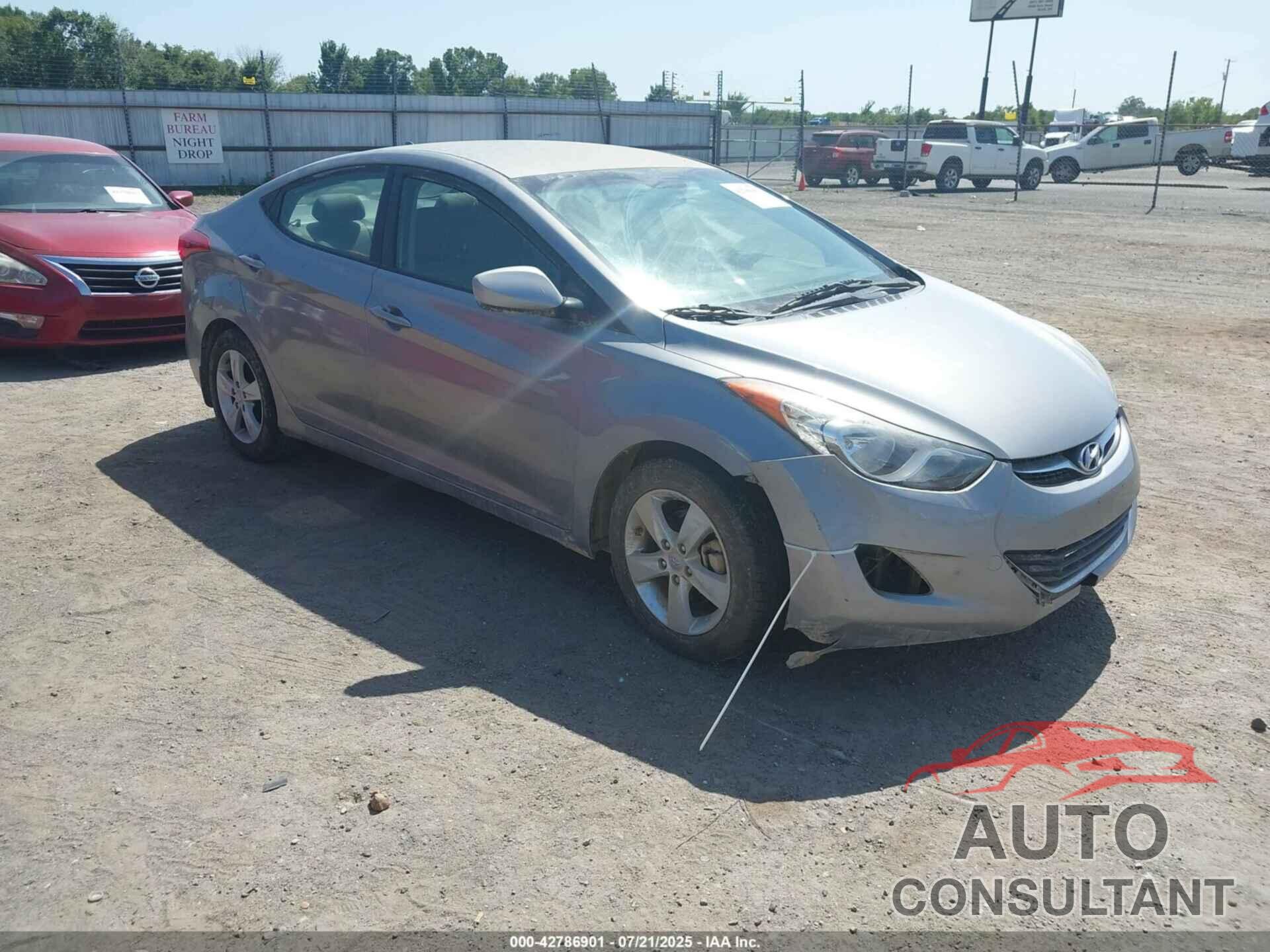 HYUNDAI ELANTRA 2013 - KMHDH4AE2DU930729