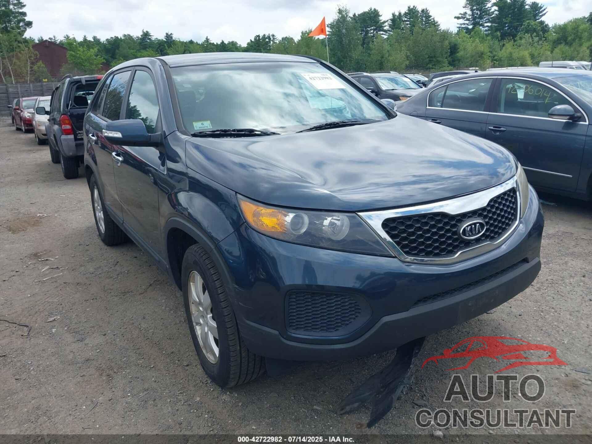 KIA SORENTO 2011 - 5XYKT3A19BG179449