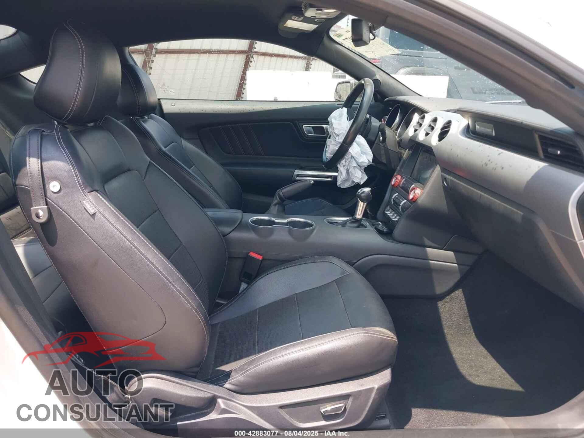 FORD MUSTANG 2019 - 1FA6P8CF7K5194364