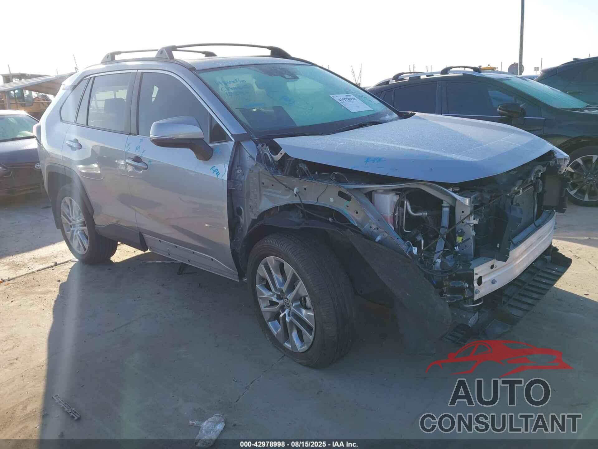 TOYOTA RAV4 2024 - 2T3A1RFV8RC466536