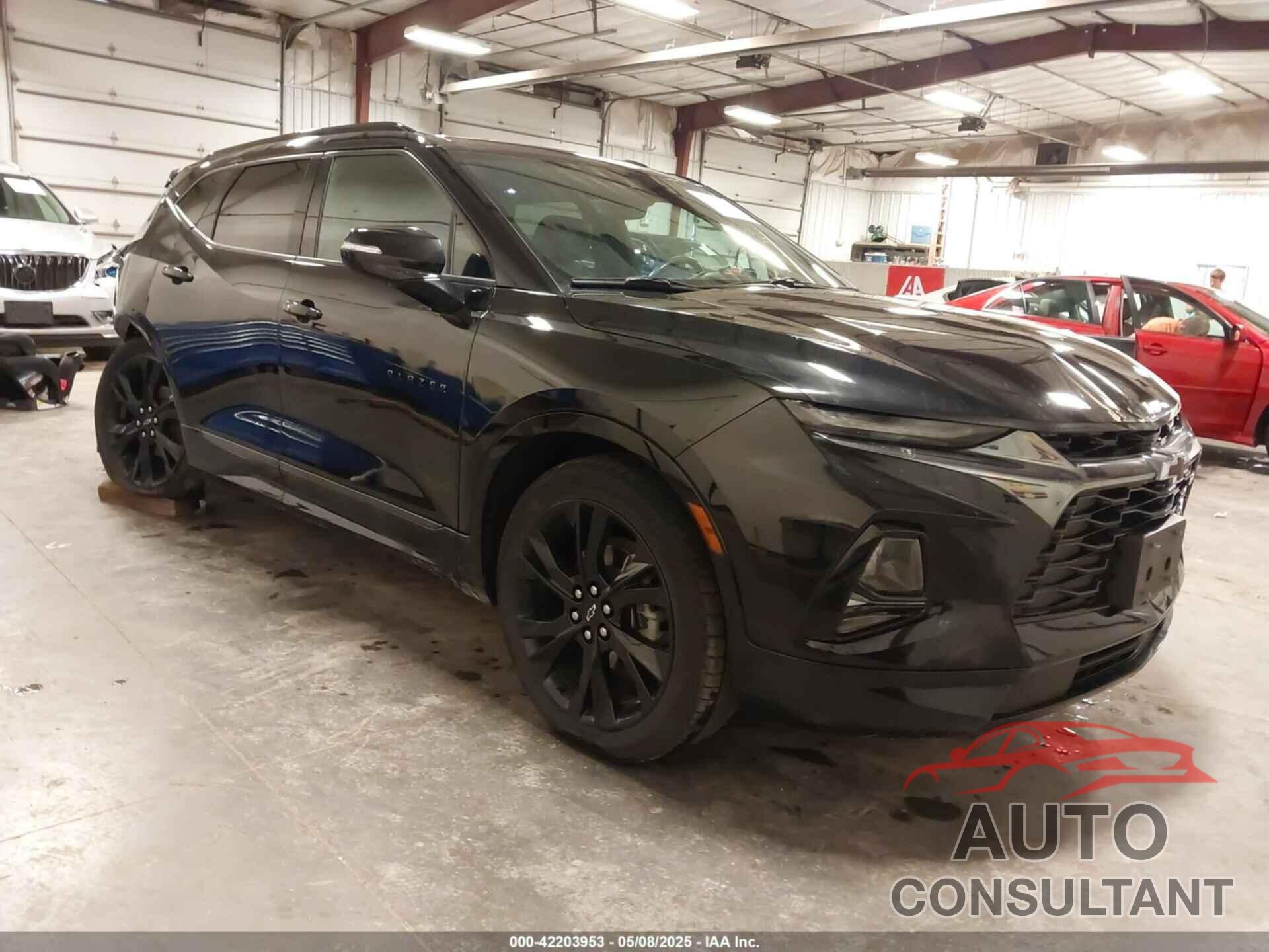 CHEVROLET BLAZER 2021 - 3GNKBKRS5MS552537