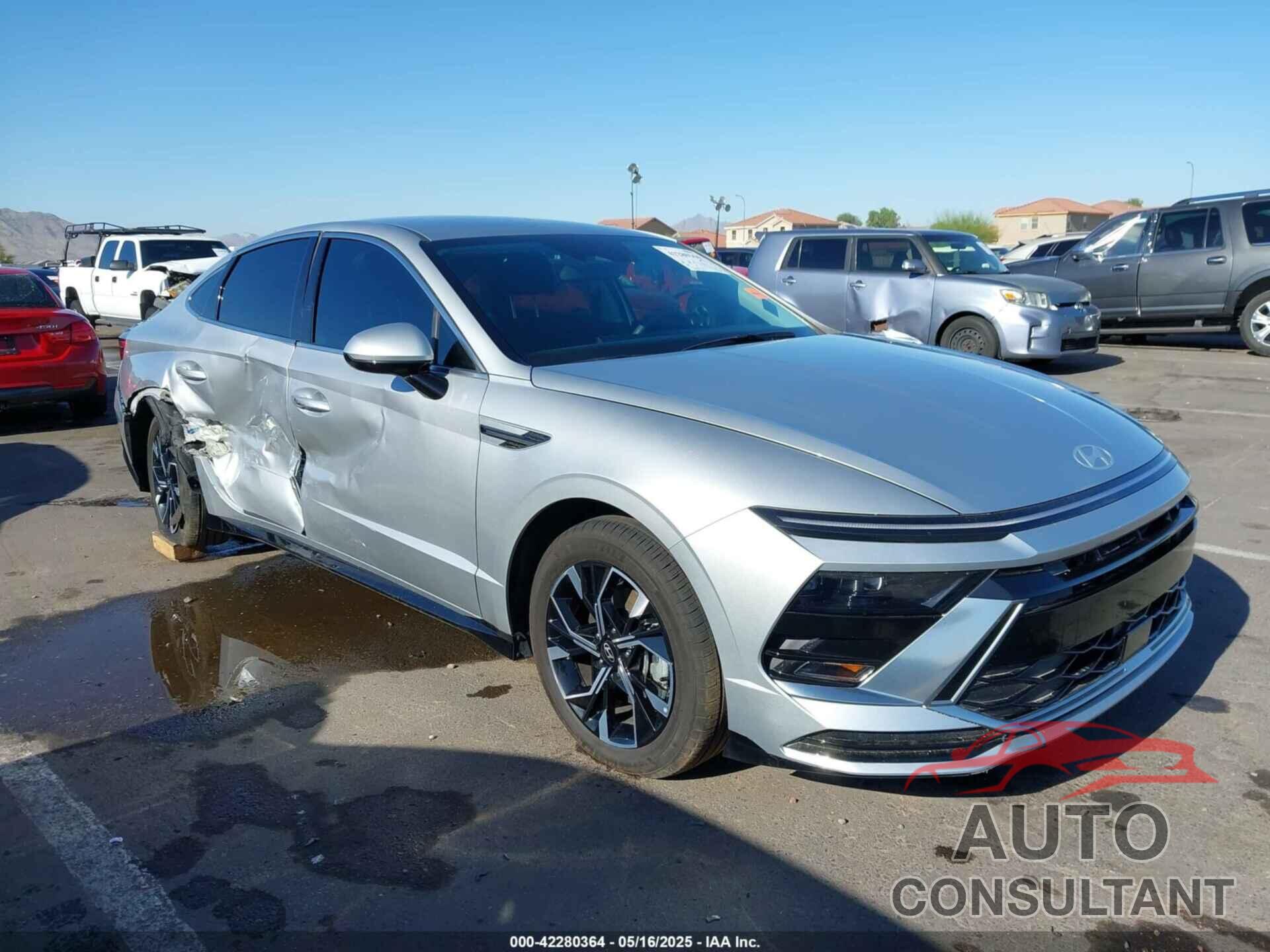 HYUNDAI SONATA 2024 - KMHL64JA6RA389143