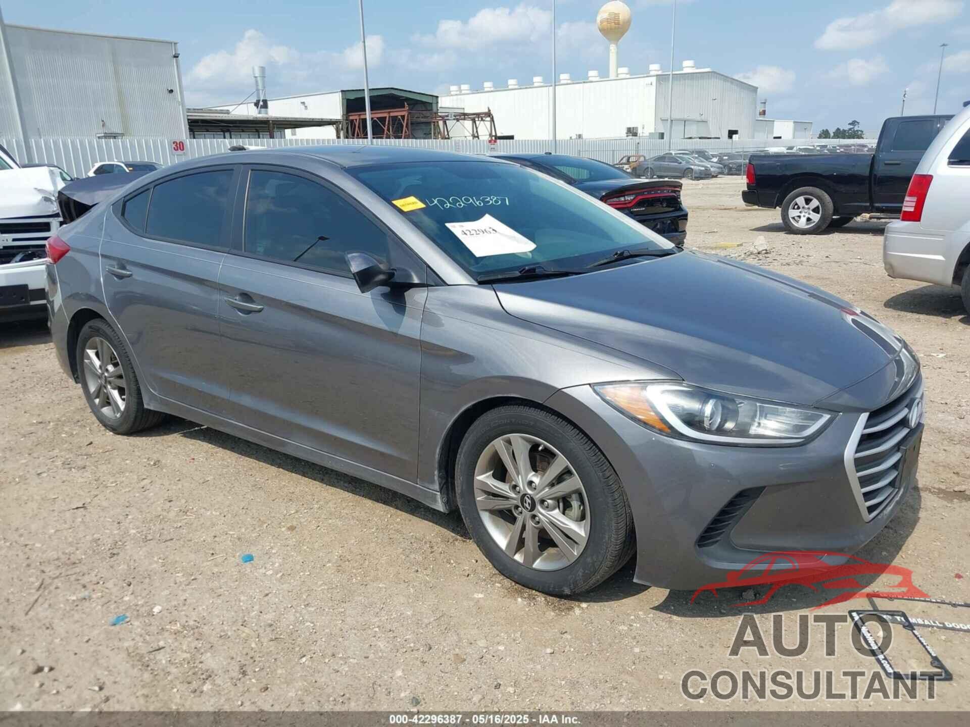 HYUNDAI ELANTRA 2018 - 5NPD84LF3JH272984