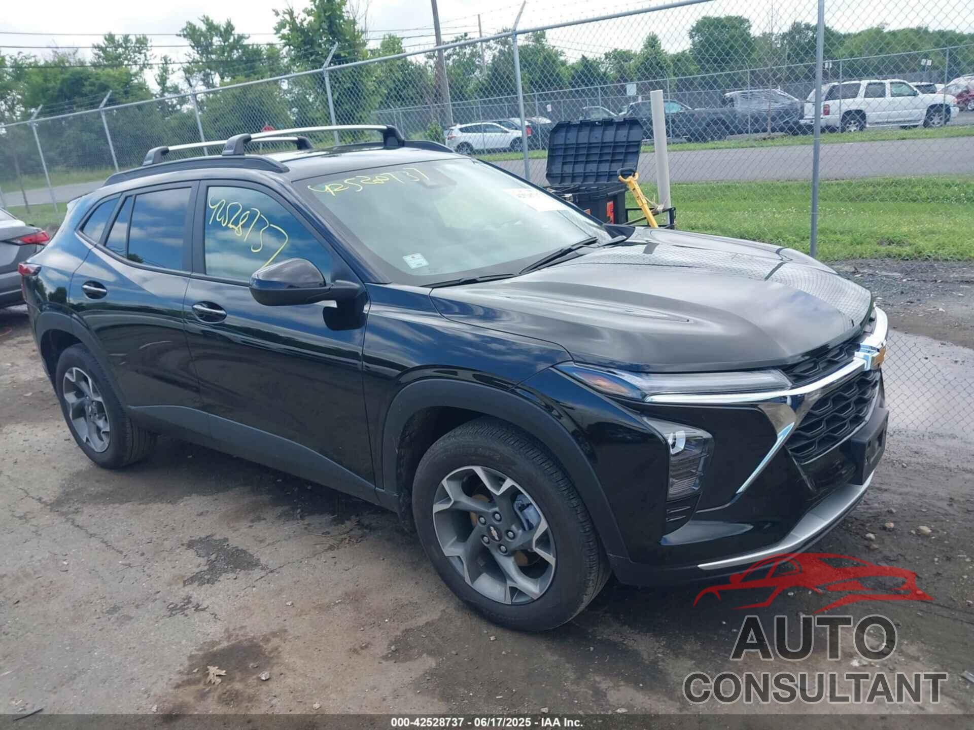 CHEVROLET TRAX 2025 - KL77LHEP4SC049470