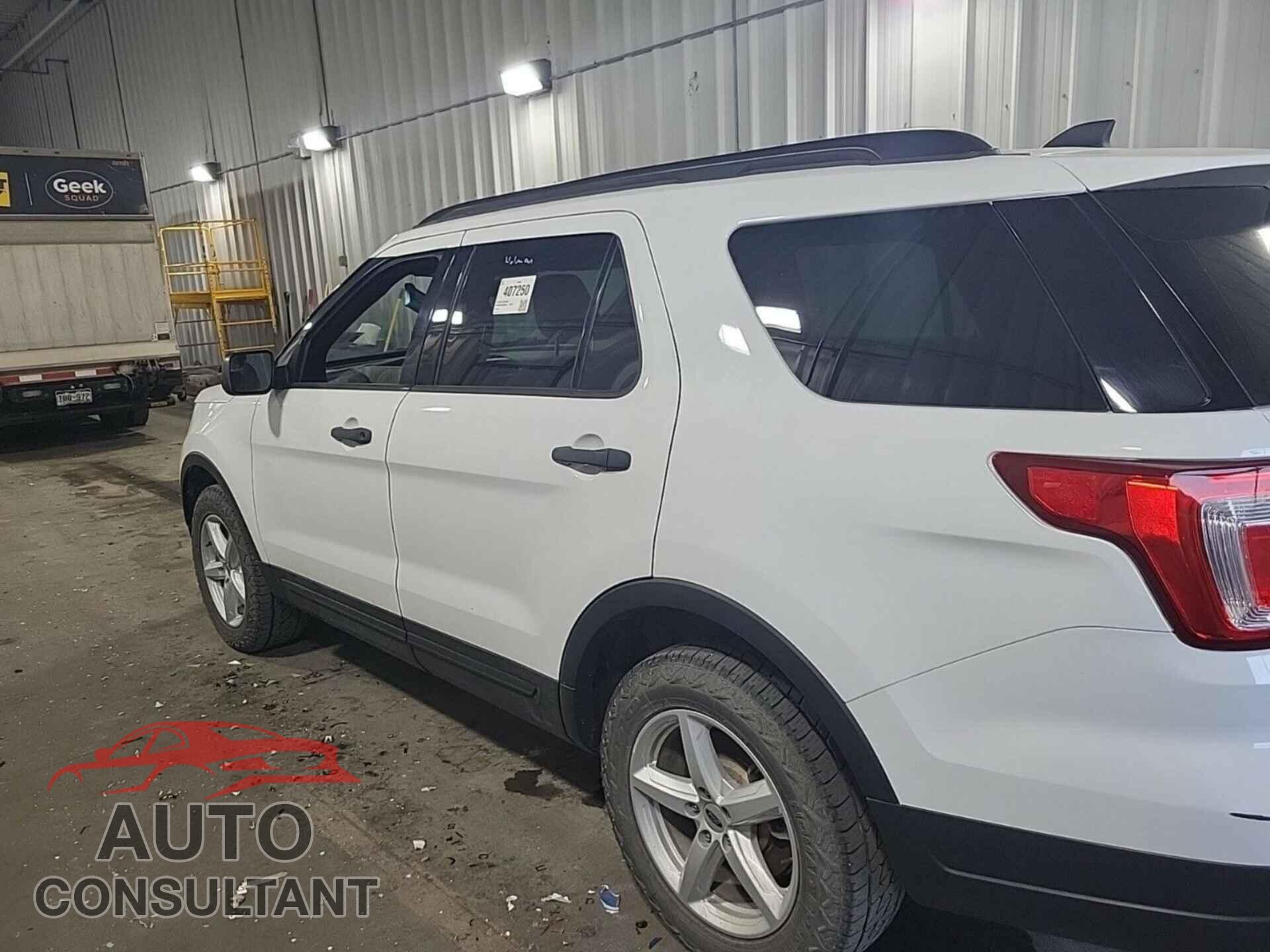 FORD EXPLORER 2018 - 1FM5K8B82JGB35163