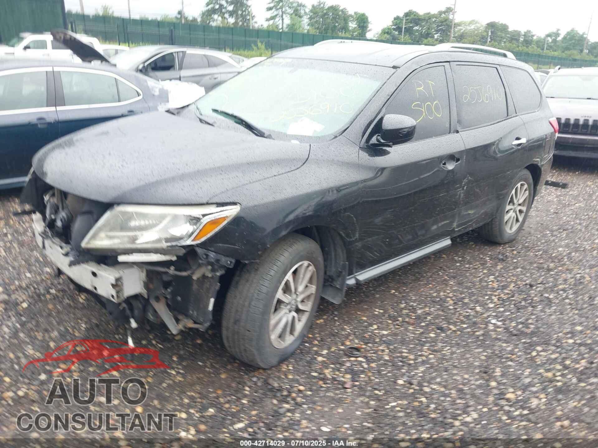 NISSAN PATHFINDER 2013 - 5N1AR2MM6DC681137