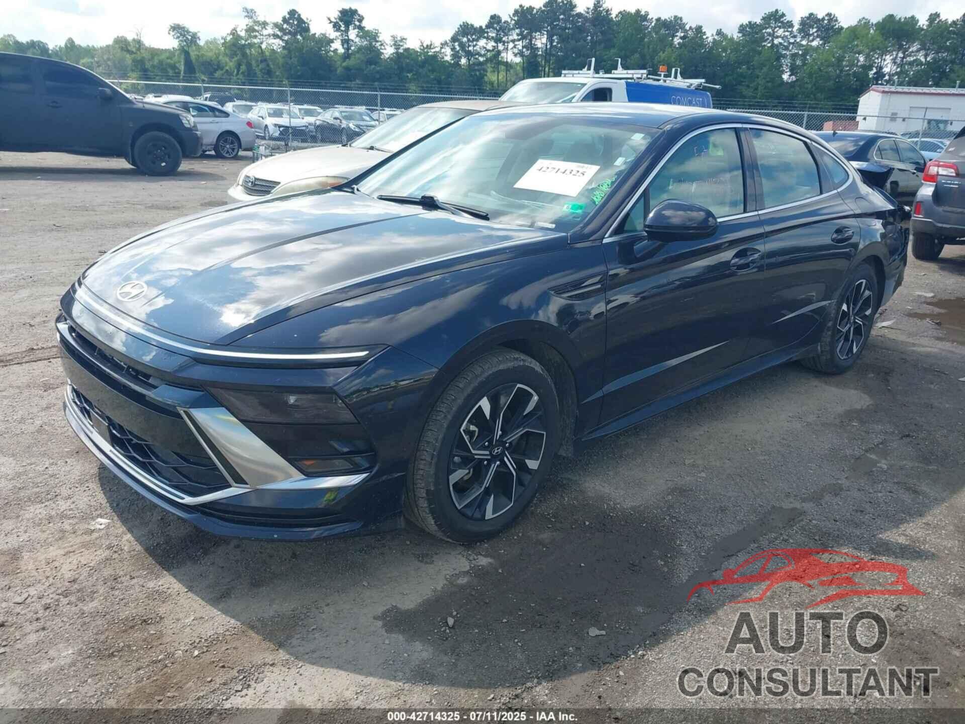 HYUNDAI SONATA 2024 - KMHL64JA5RA380367