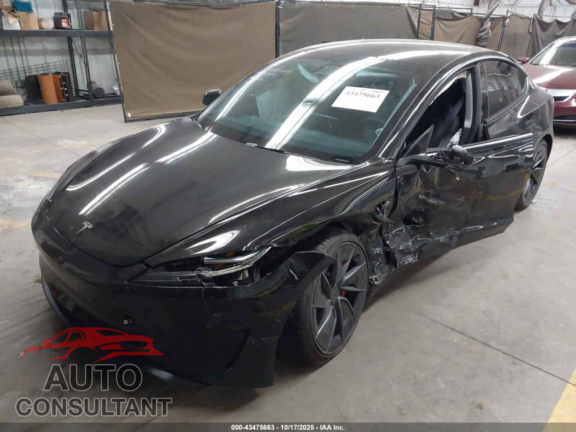 TESLA MODEL 3 2024 - 5YJ3E1ET5RF825103