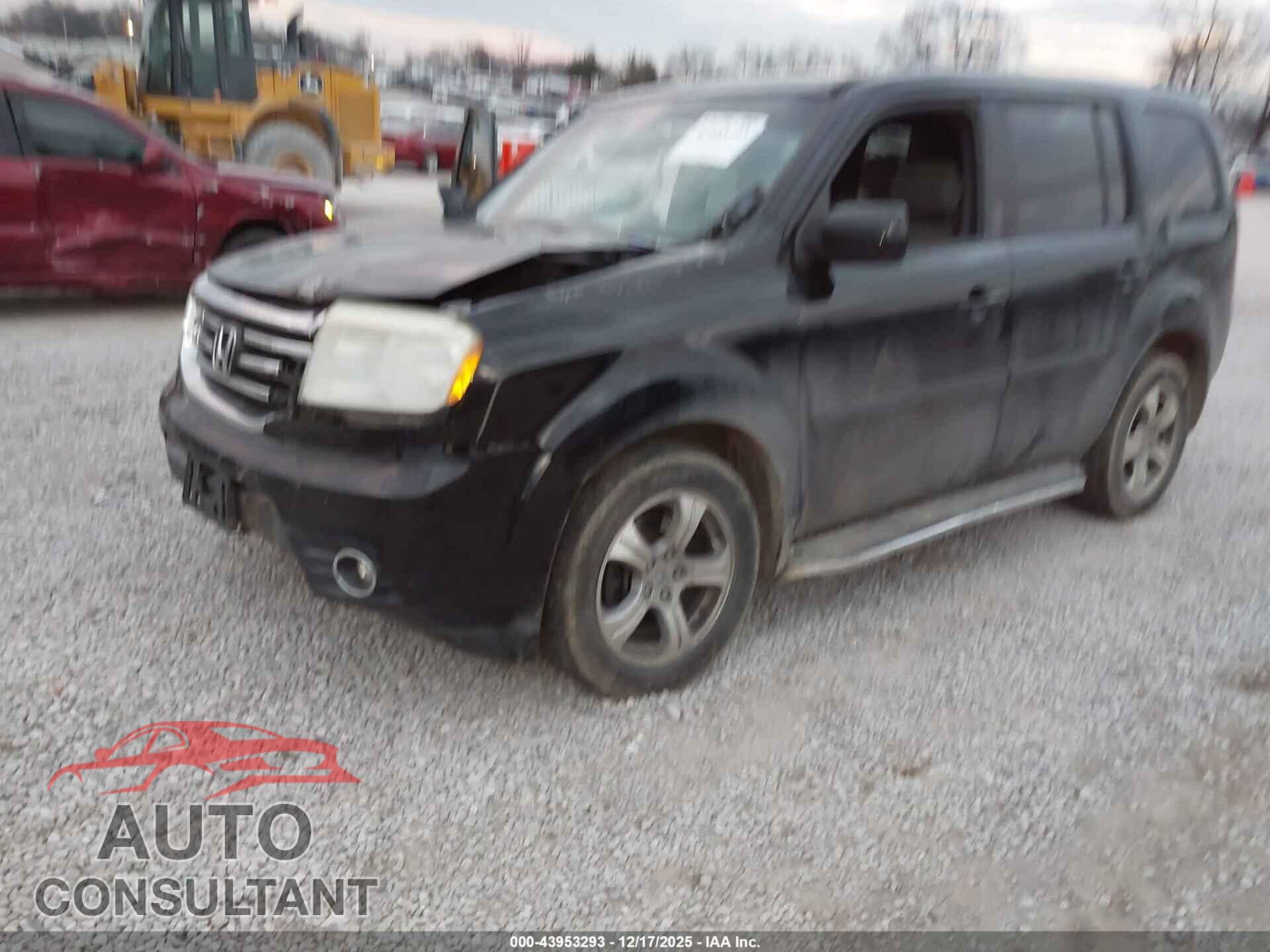 HONDA PILOT 2014 - 5FNYF4H44EB015531