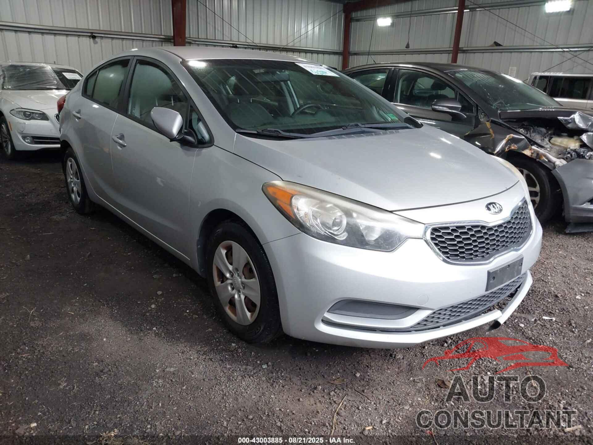 KIA FORTE 2016 - KNAFK4A63G5510092