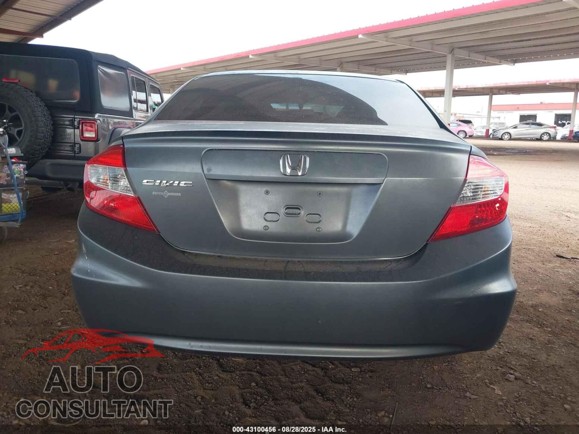 HONDA CIVIC 2012 - 2HGFB2F80CH588321