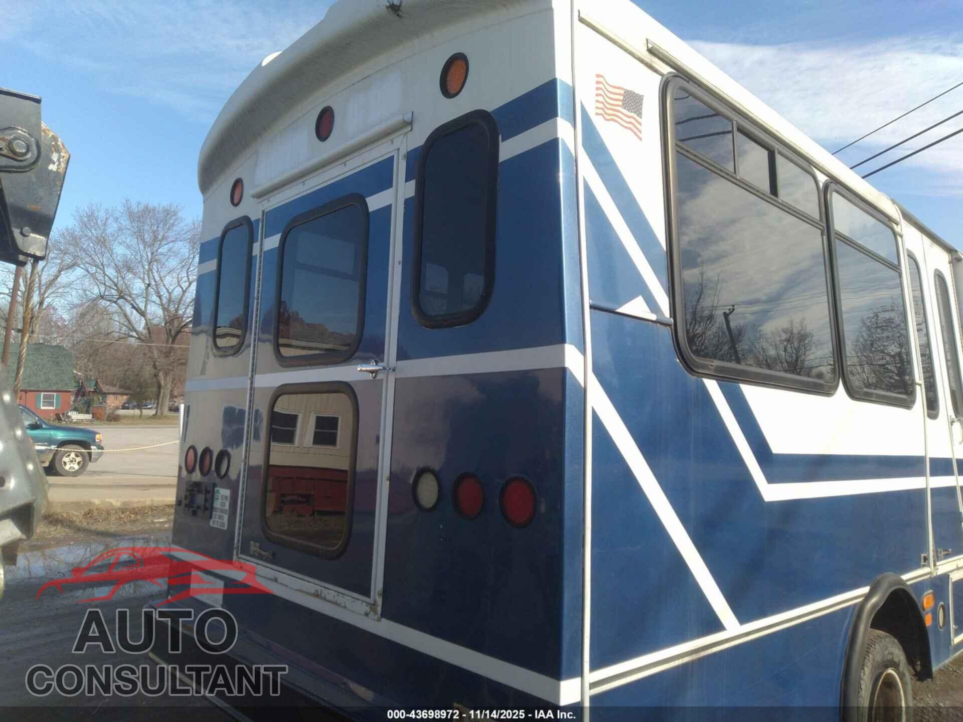 FORD E-450 CUTAWAY 2015 - 1FDFE4FS2FDA19657
