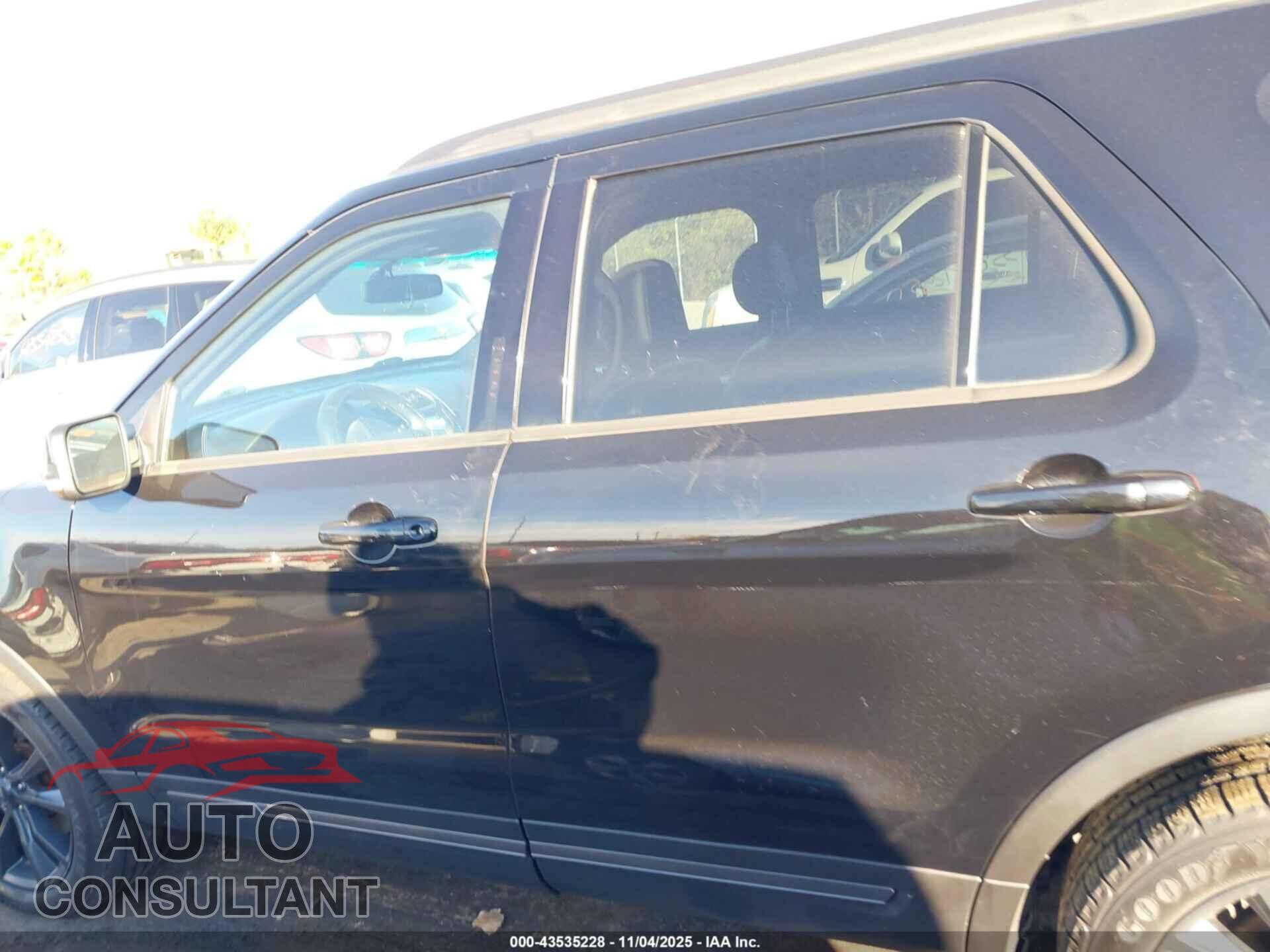 FORD EXPLORER 2017 - 1FM5K8D89HGA86275