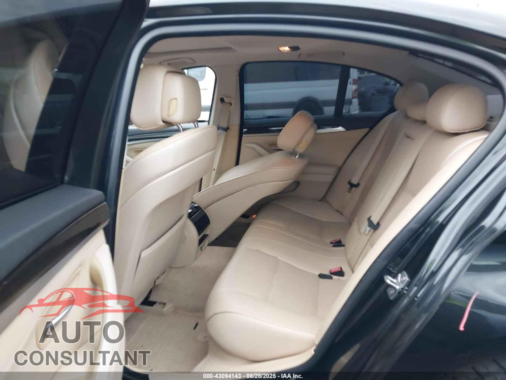 BMW 528I 2012 - WBAXG5C54CDX04534