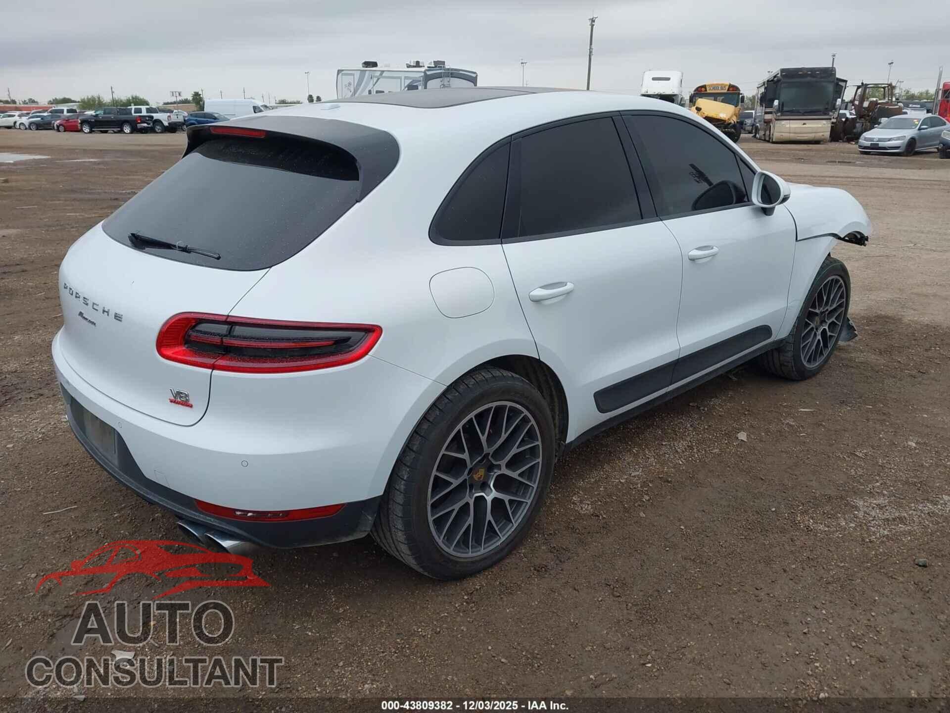 PORSCHE MACAN 2018 - WP1AA2A57JLB18004