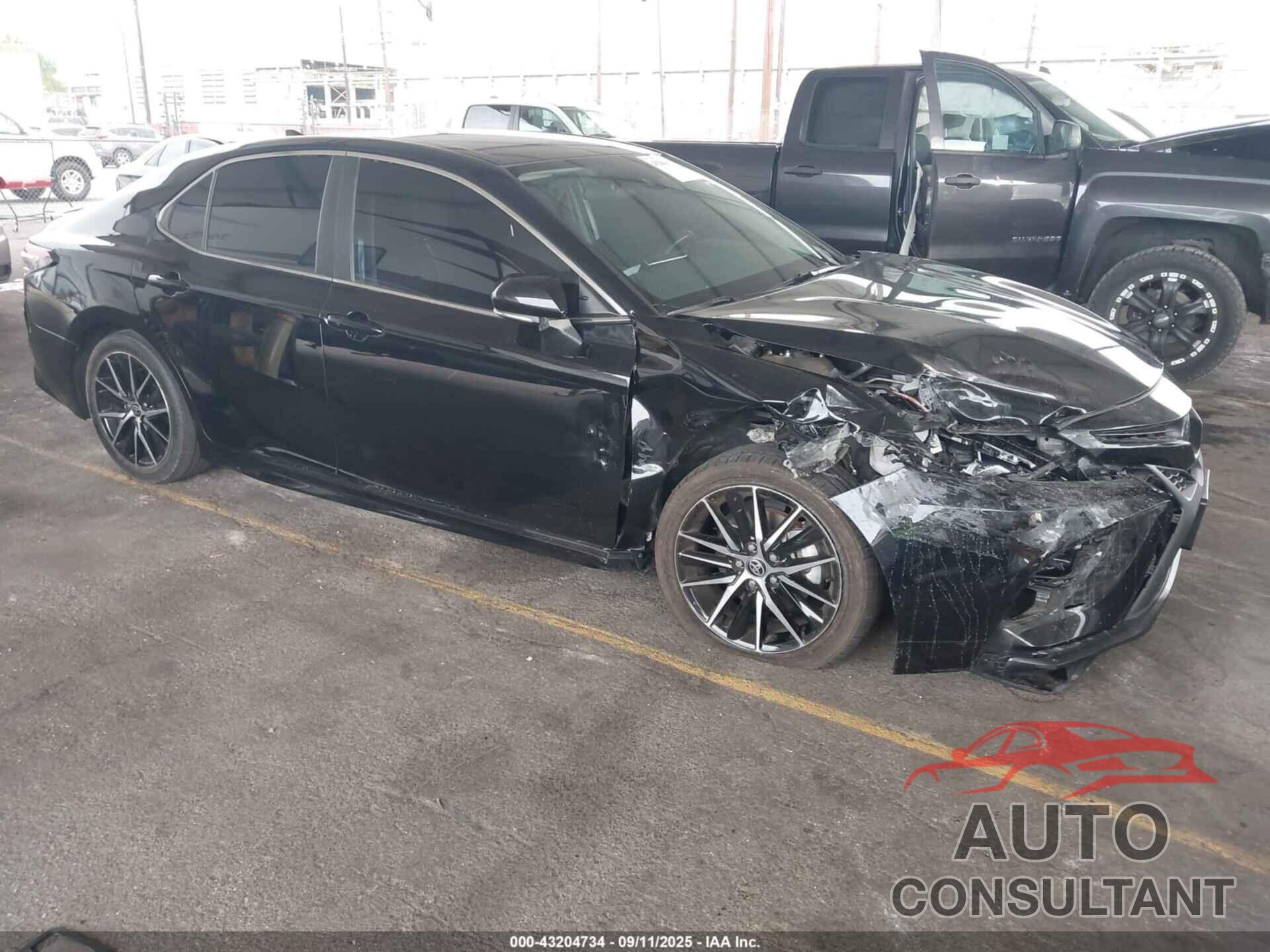 TOYOTA CAMRY 2024 - 4T1G11AK2RU858816