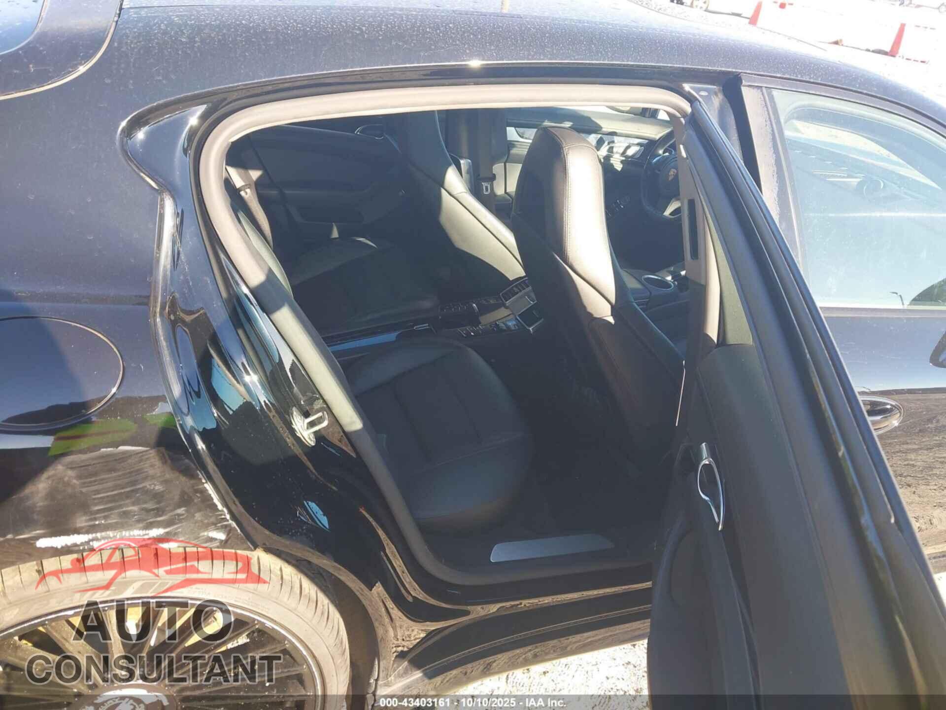 PORSCHE PANAMERA 2016 - WP0AA2A75GL001484