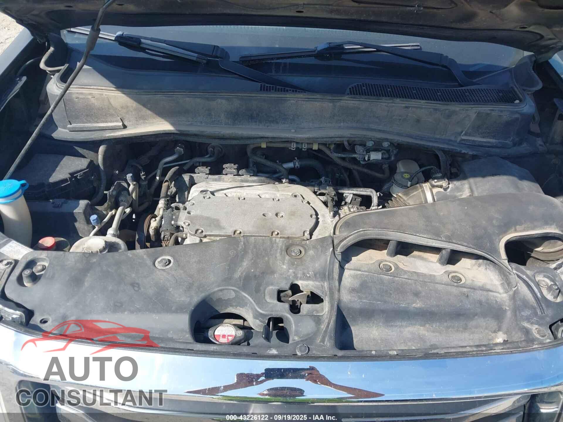 HONDA PILOT 2013 - 5FNYF4H92DB038607