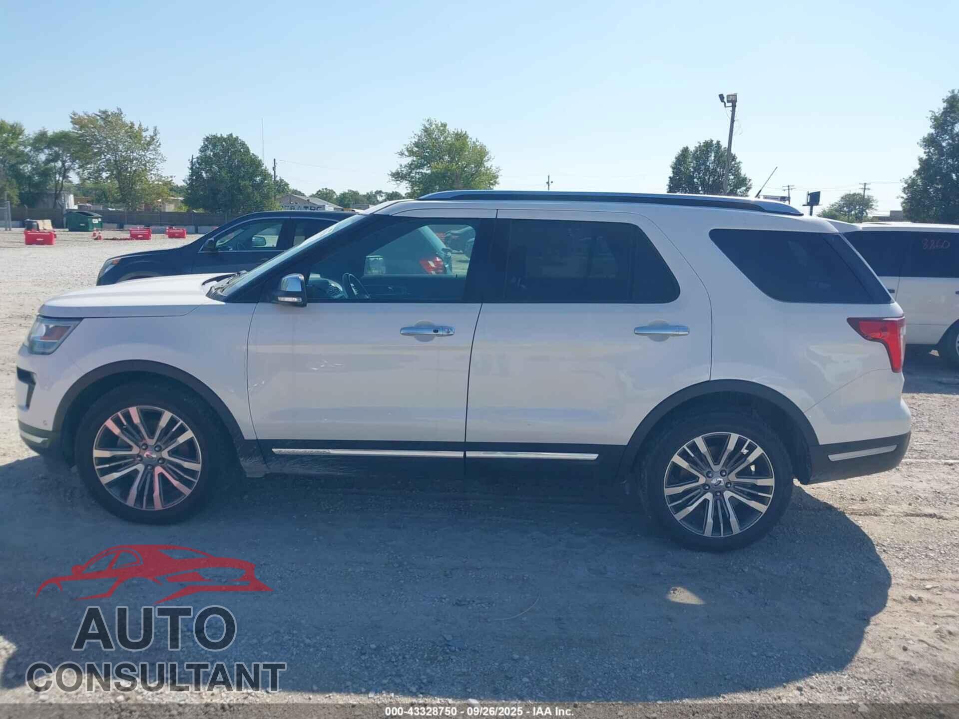 FORD EXPLORER 2018 - 1FM5K8HTXJGB30904