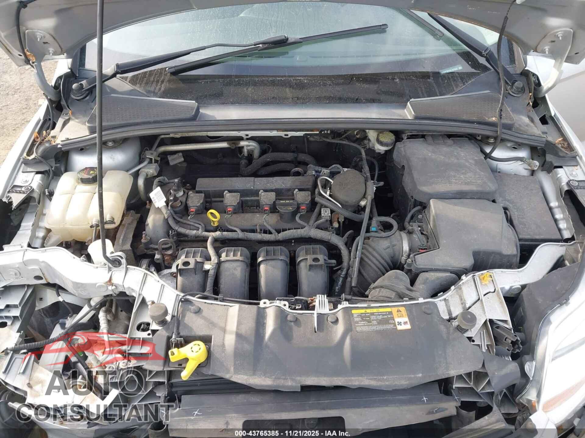 FORD FOCUS 2014 - 1FADP3E27EL107843