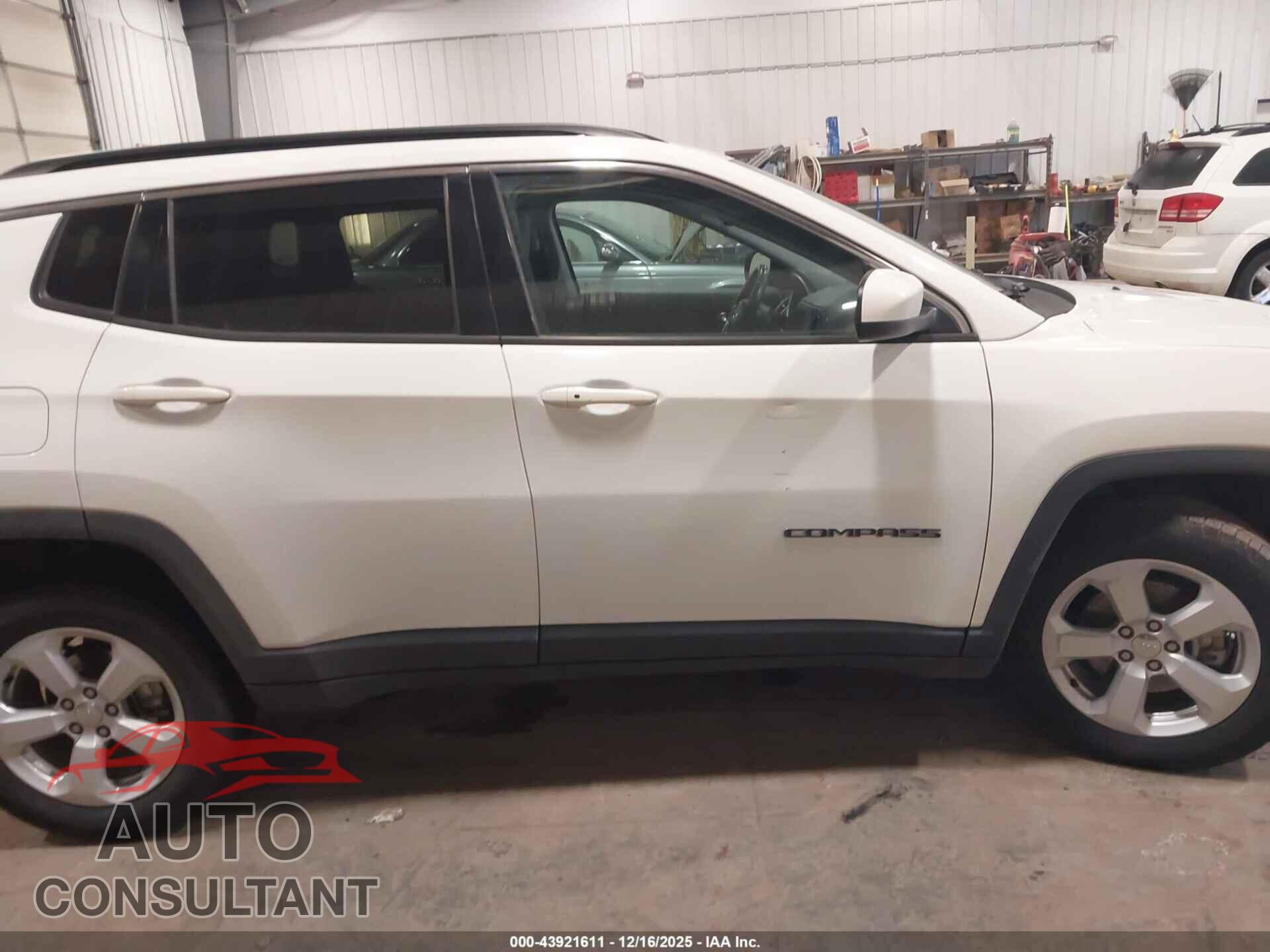 JEEP COMPASS 2021 - 3C4NJDBB3MT598246