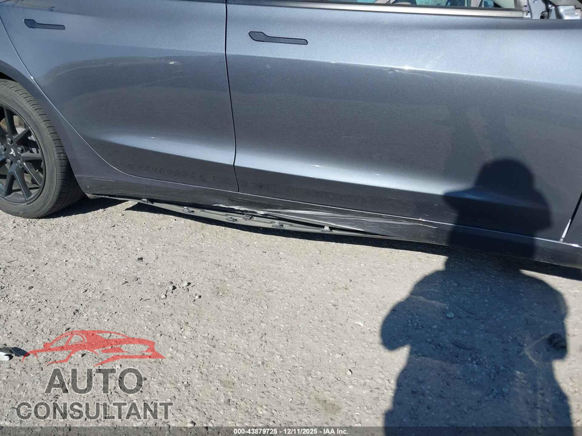 TESLA MODEL 3 2021 - 5YJ3E1EA8MF080760