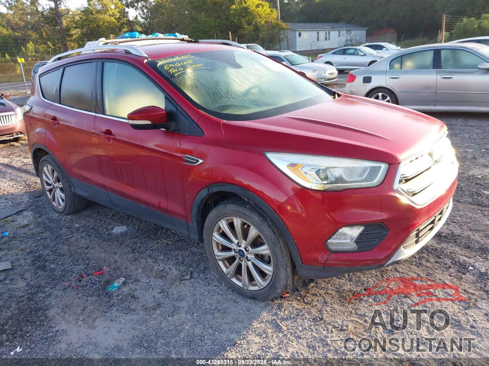 FORD ESCAPE 2017 - 1FMCU9J98HUD34599