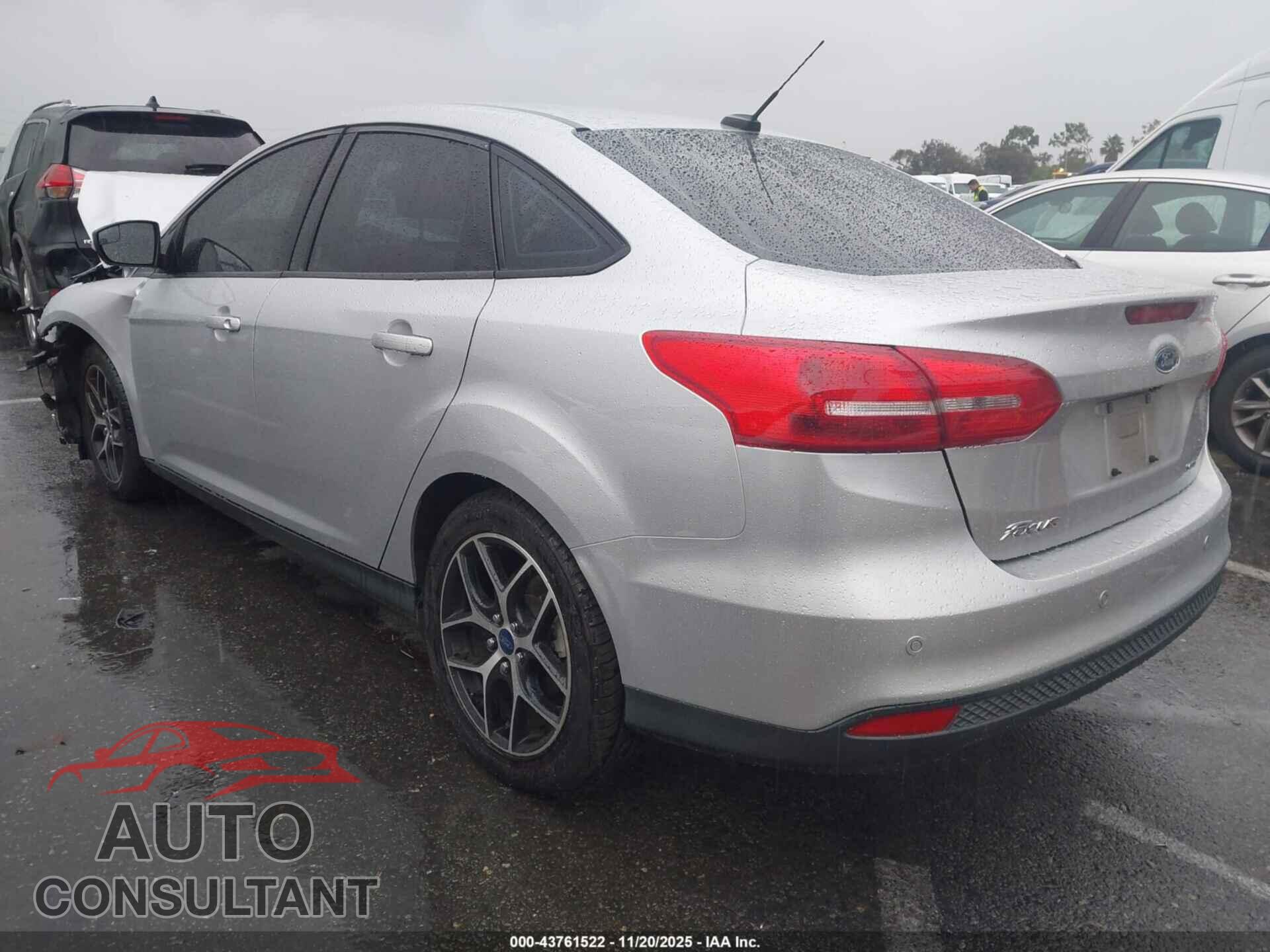 FORD FOCUS 2017 - 1FADP3H23HL303858