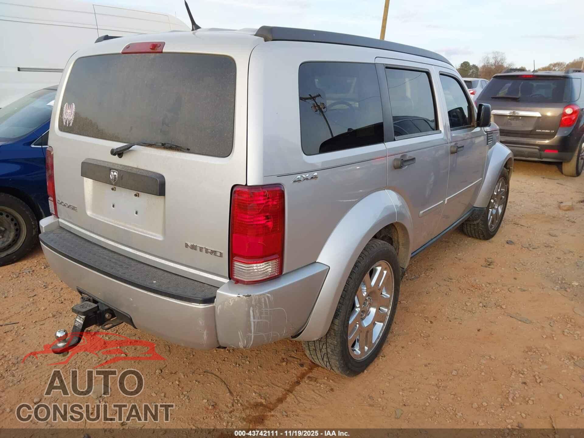 DODGE NITRO 2011 - 1D4PU4GK6BW509174