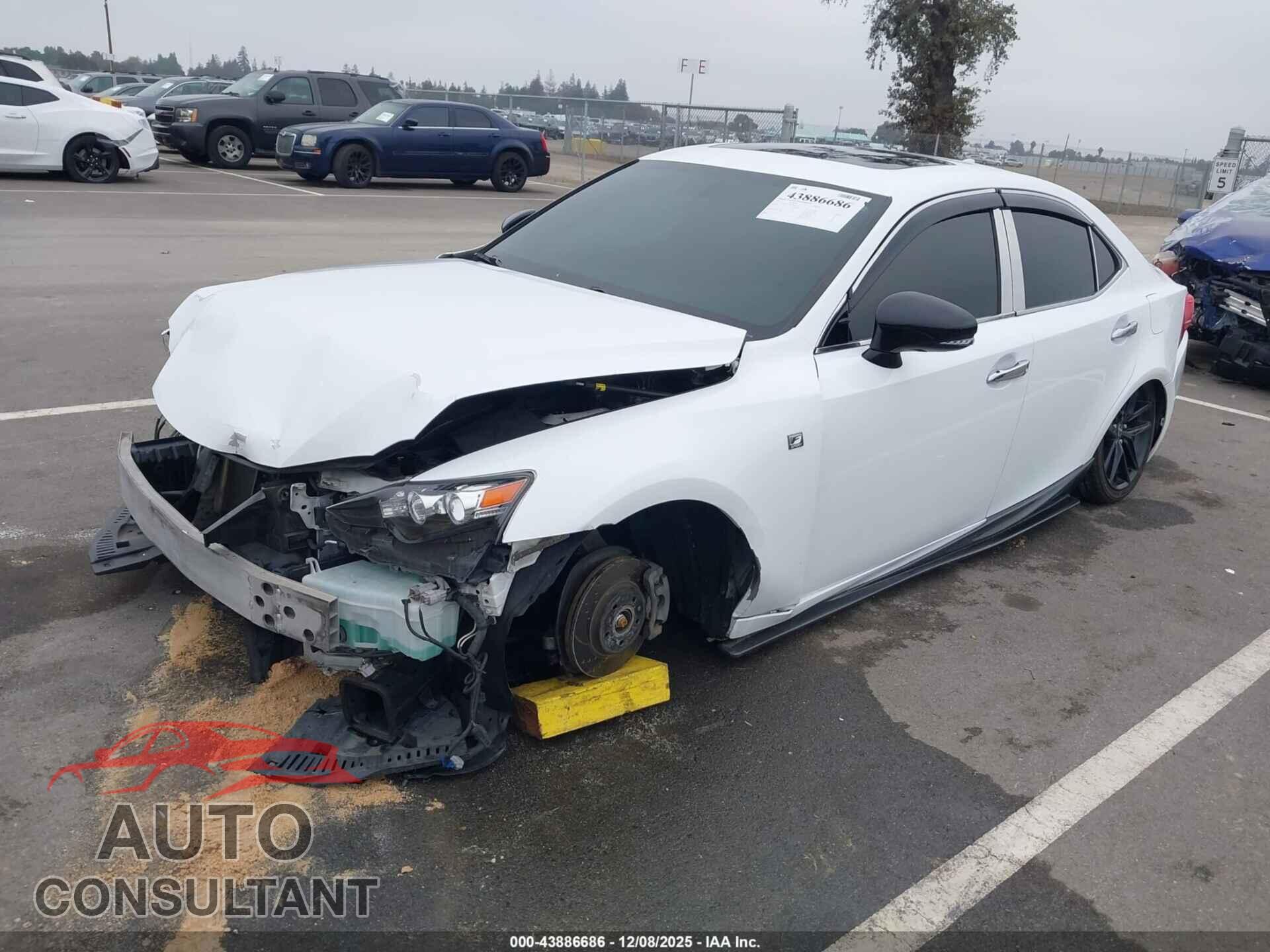 LEXUS IS 250 2015 - JTHCF1D24F5021814