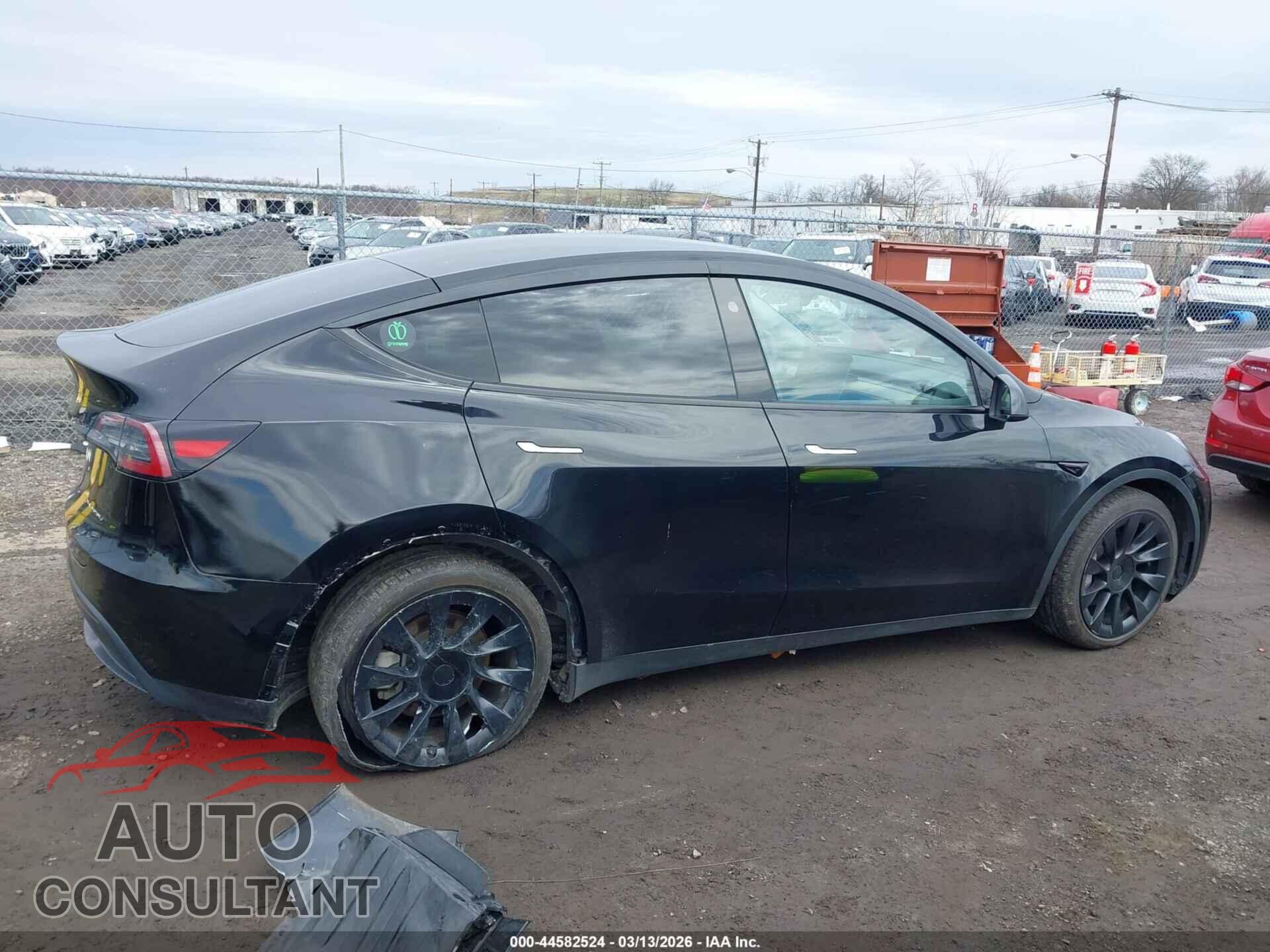 TESLA MODEL Y 2023 - 7SAYGDEEXPF834804