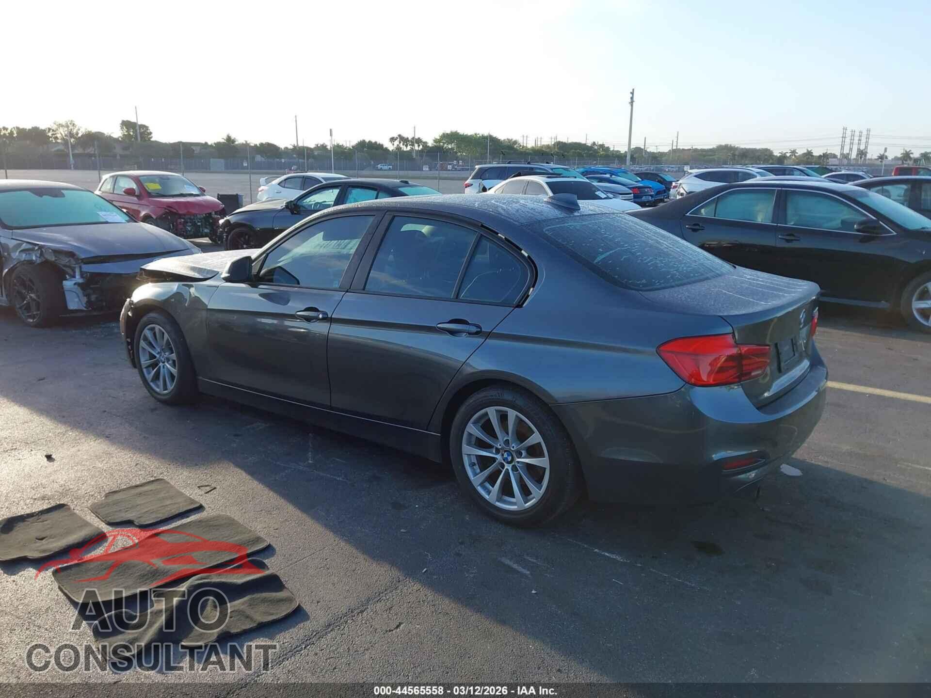 BMW 320I 2017 - WBA8A9C56HK619663