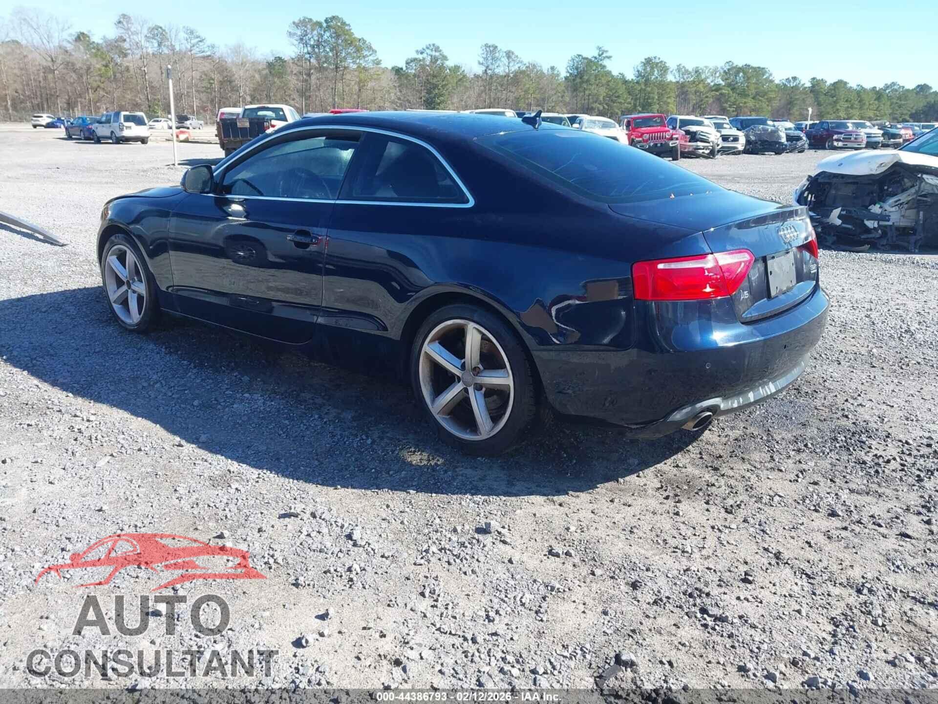 AUDI A5 2009 - WAUDK78T99A026345