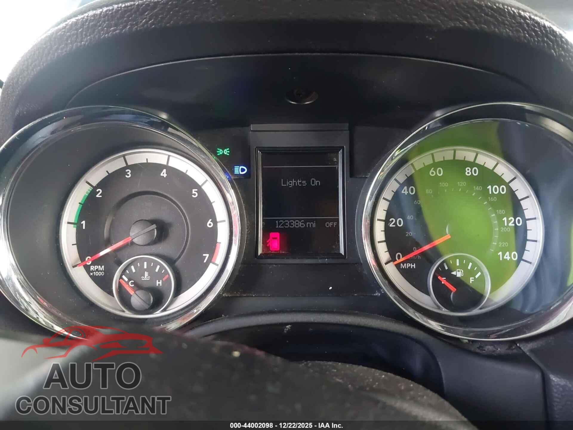 DODGE DURANGO 2013 - 1C4RDHAG8DC693359