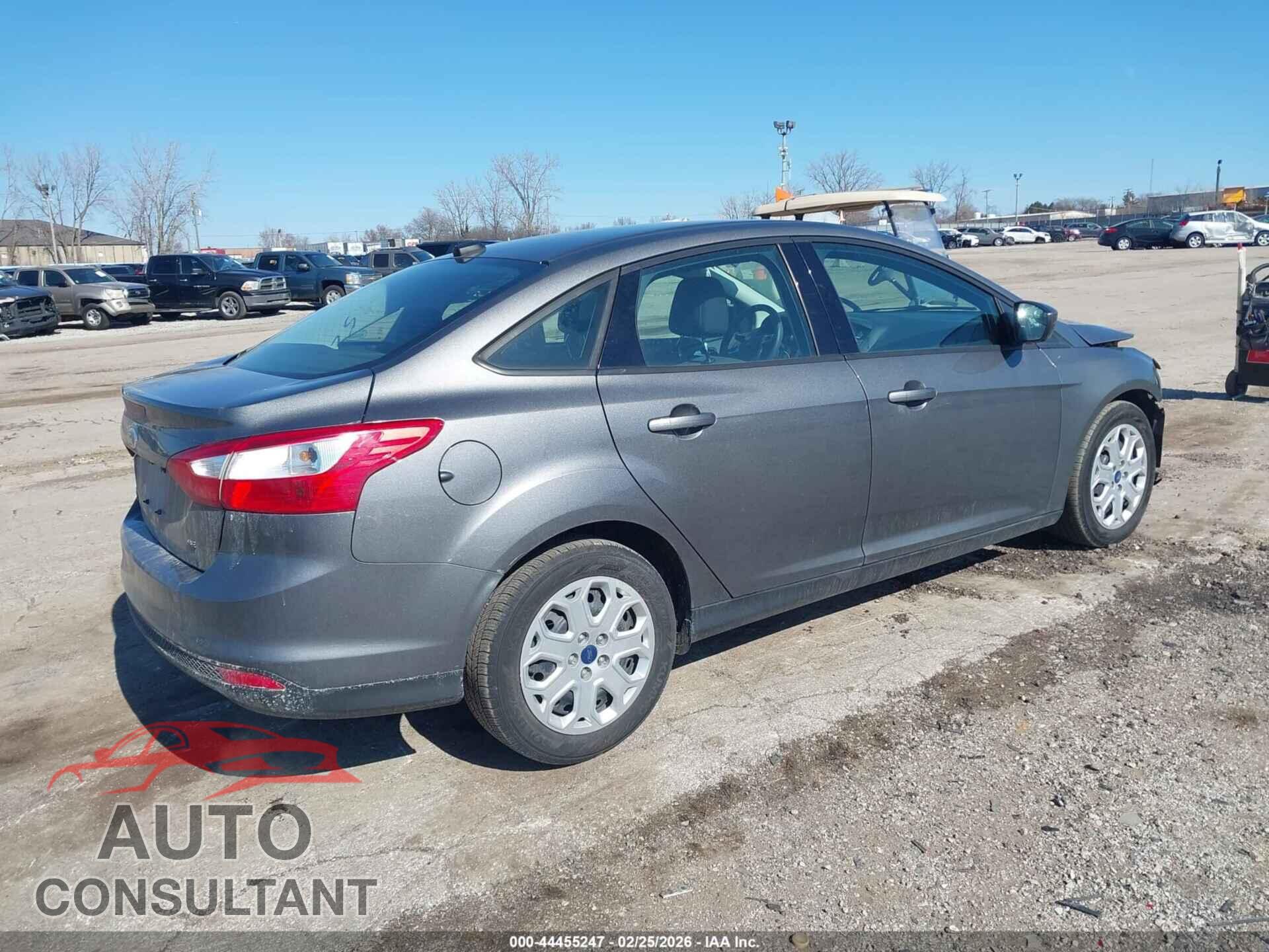 FORD FOCUS 2012 - 1FAHP3F21CL315911