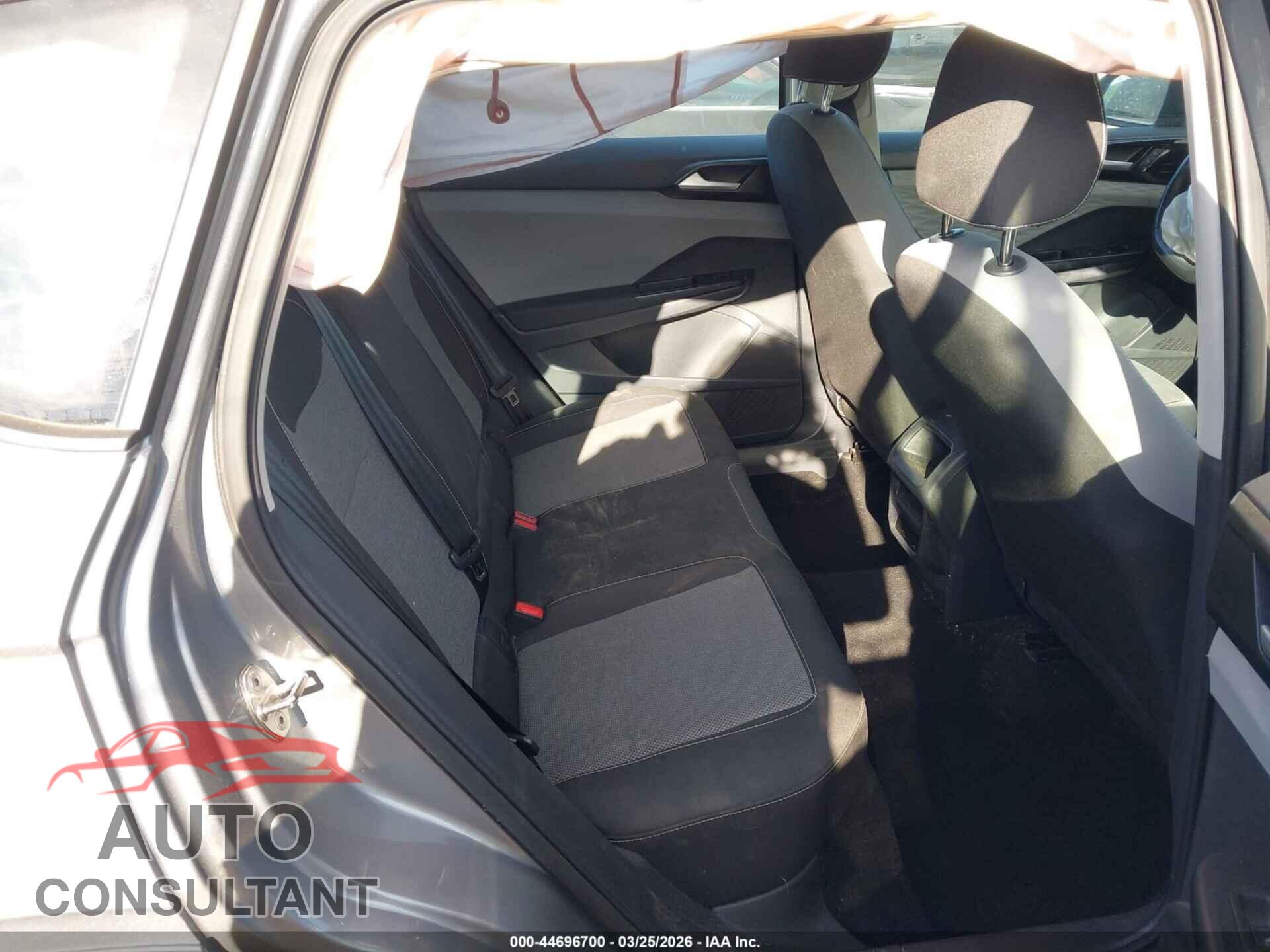 VOLKSWAGEN TAOS 2023 - 3VVFX7B28PM350014