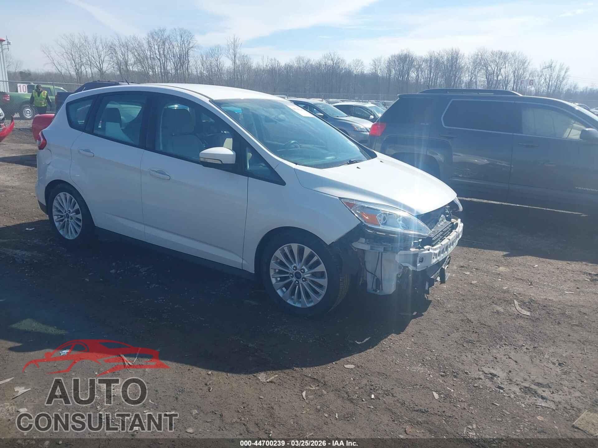 FORD C-MAX HYBRID 2017 - 1FADP5AU3HL113064