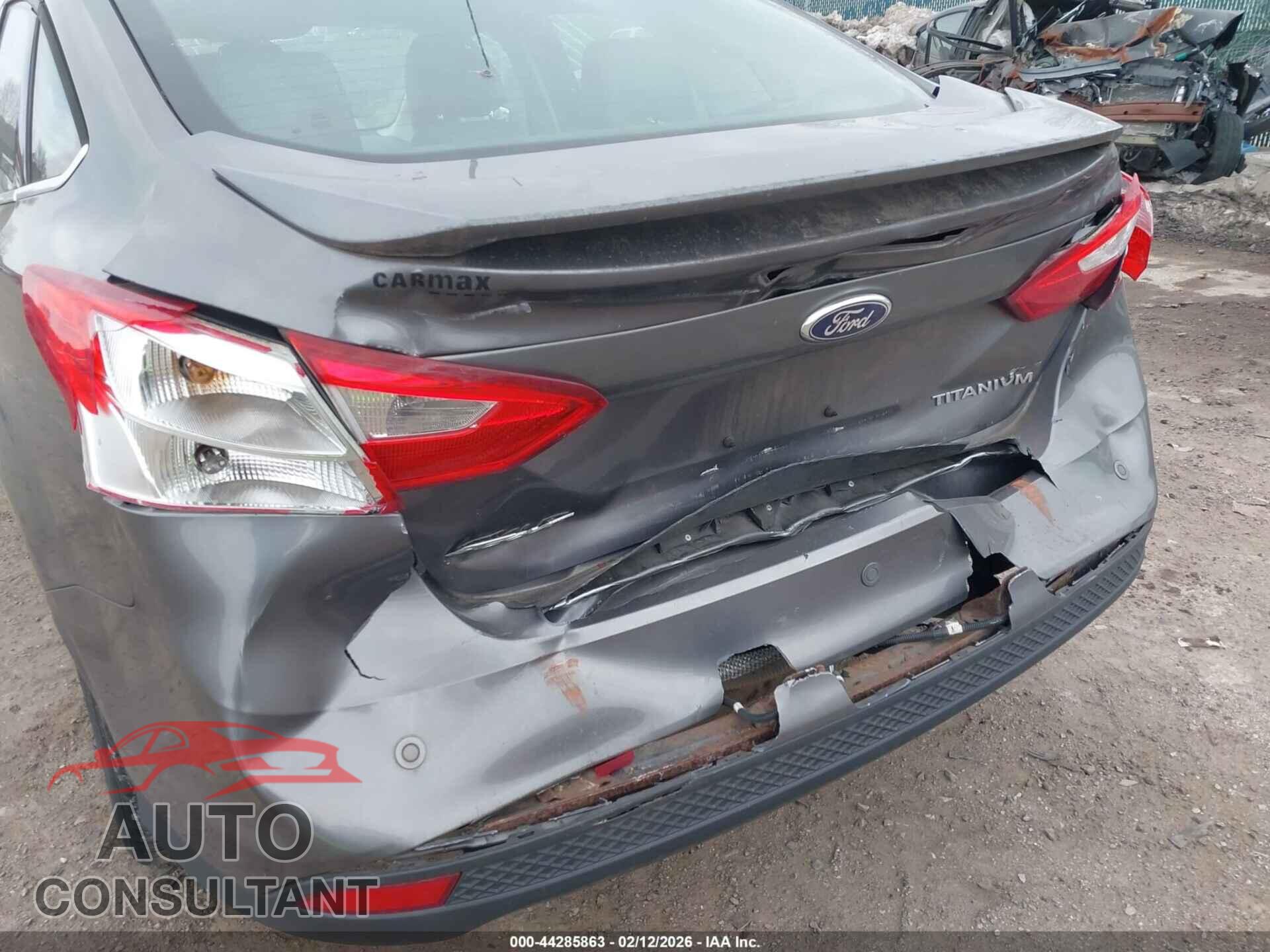 FORD FOCUS 2014 - 01FADP328EL102757