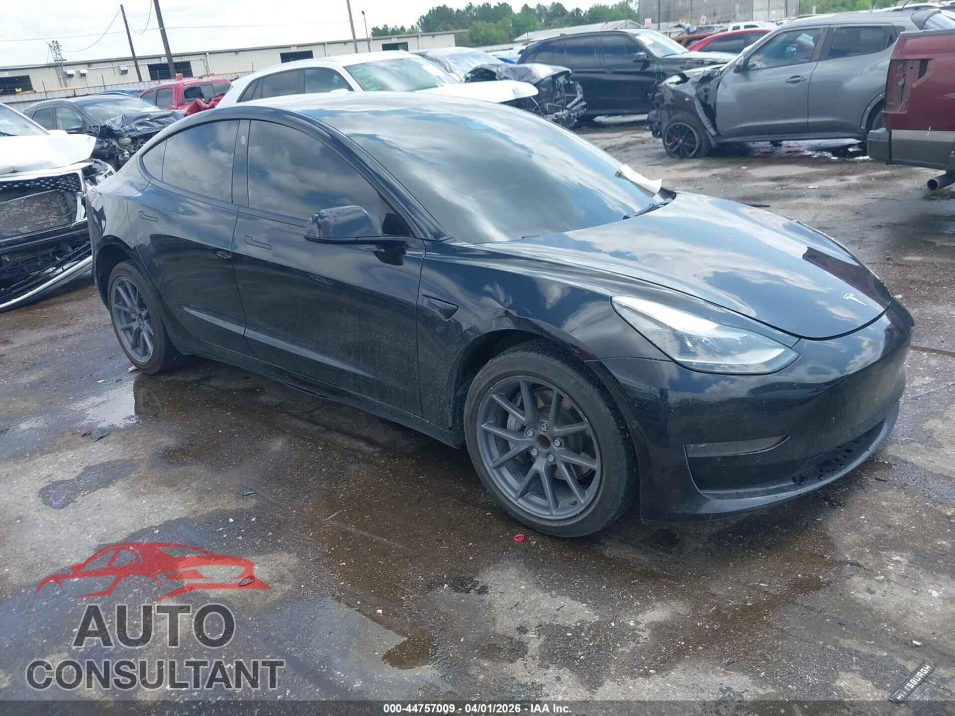 TESLA MODEL 3 2021 - 5YJ3E1EA2MF093388