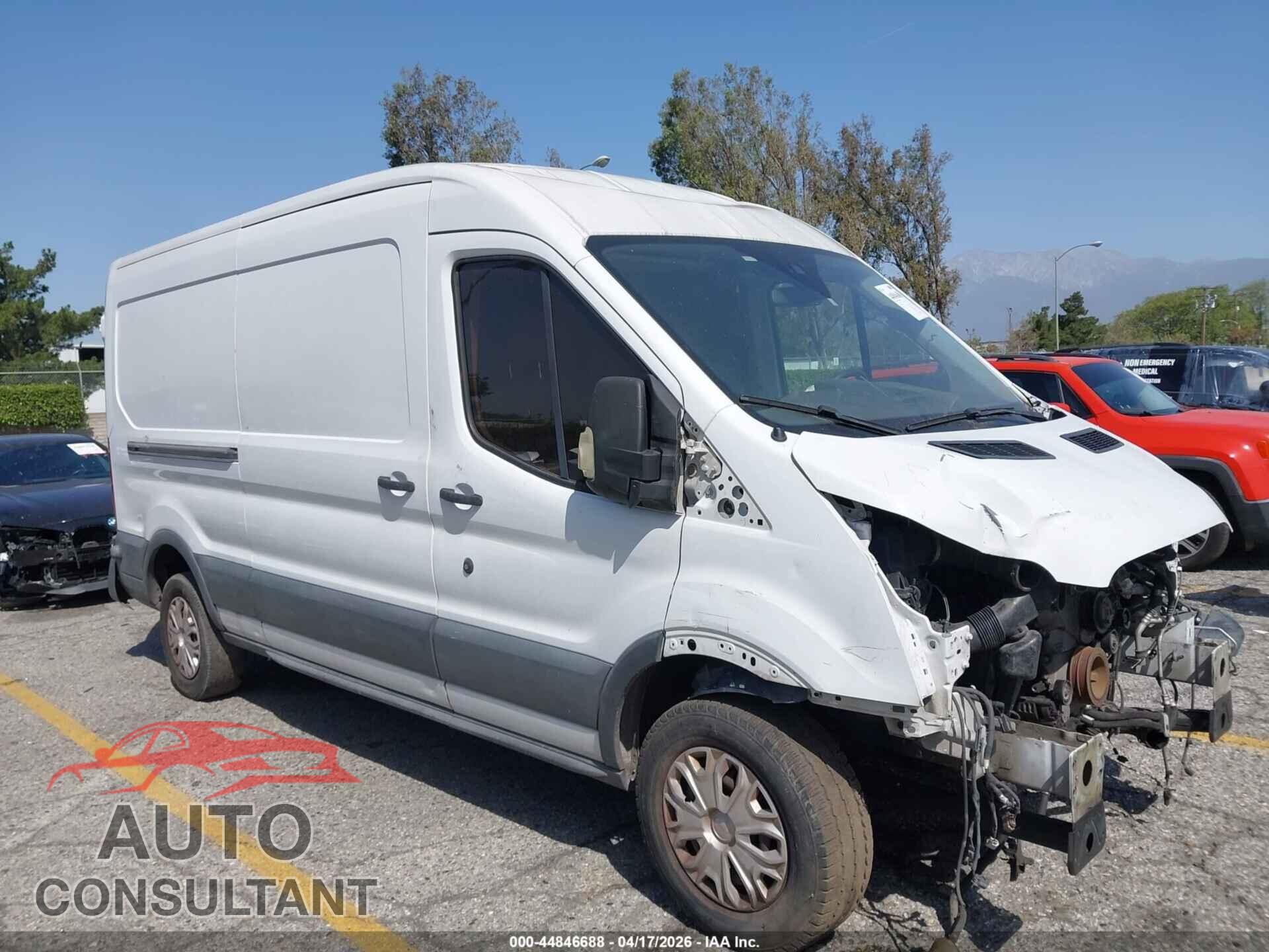 FORD TRANSIT-250 2015 - 1FTNR2CG8FKA02012