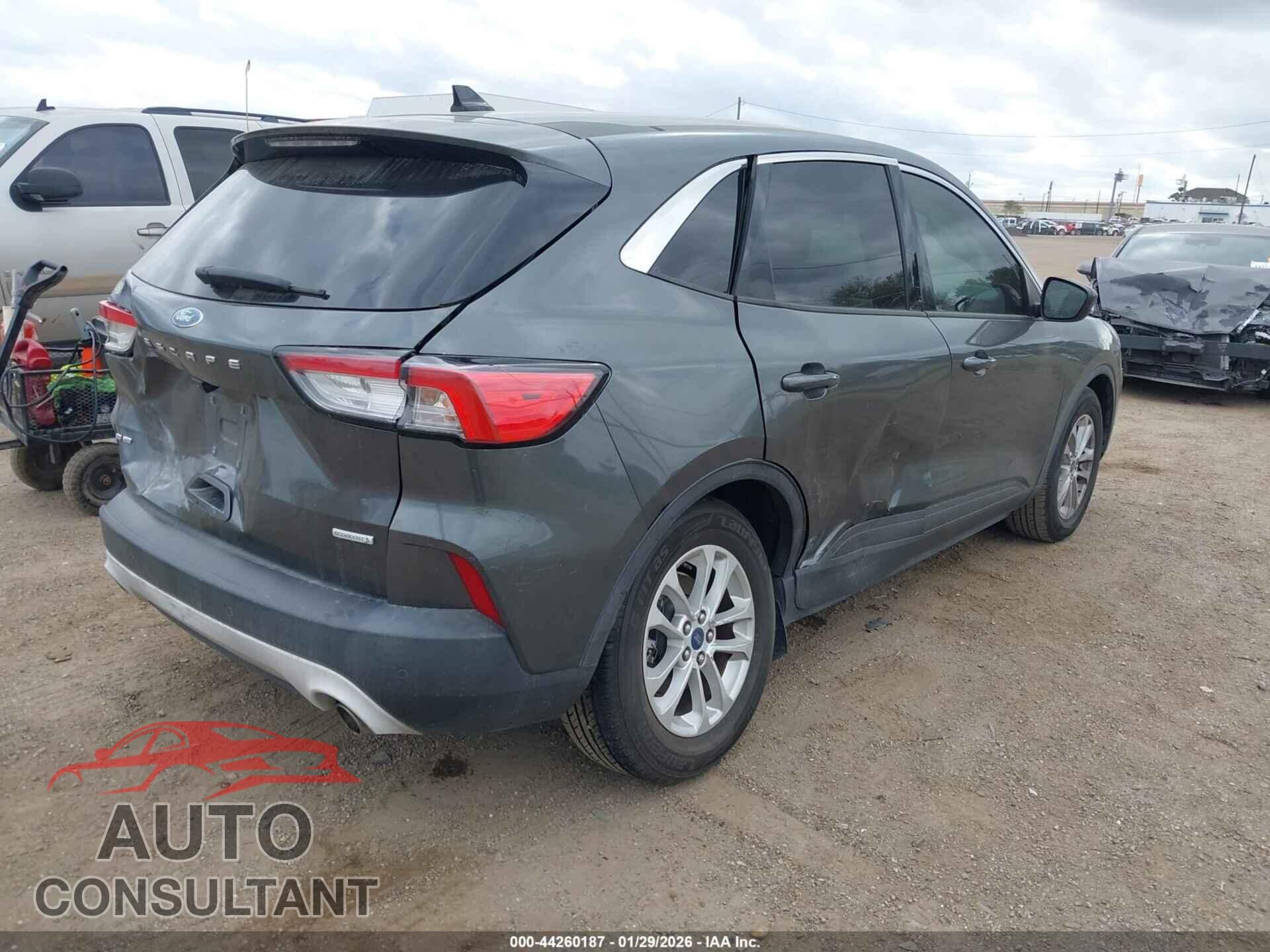 FORD ESCAPE 2020 - 1FMCU0G65LUA82263
