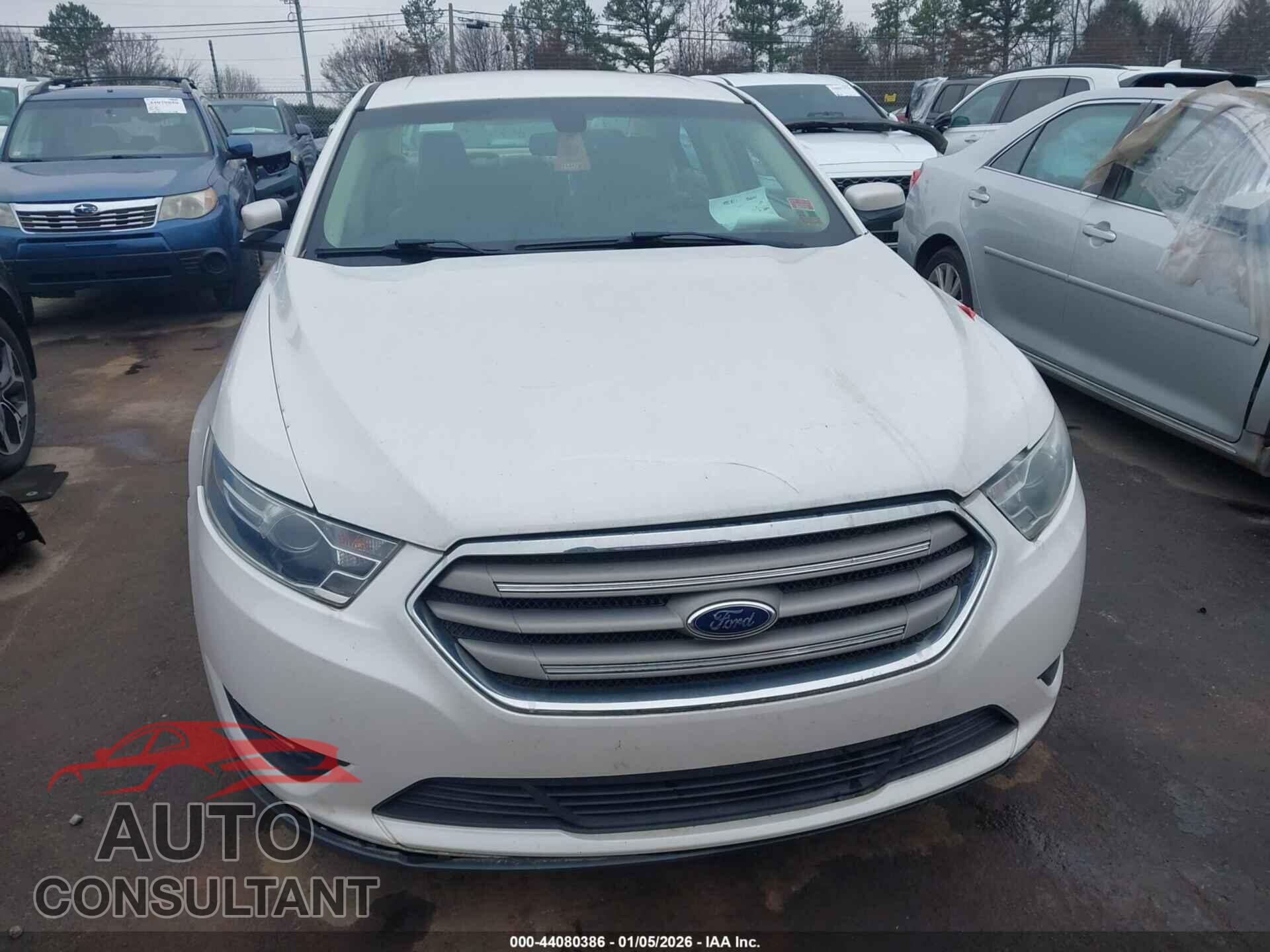 FORD TAURUS 2015 - 1FAHP2E84FG148036