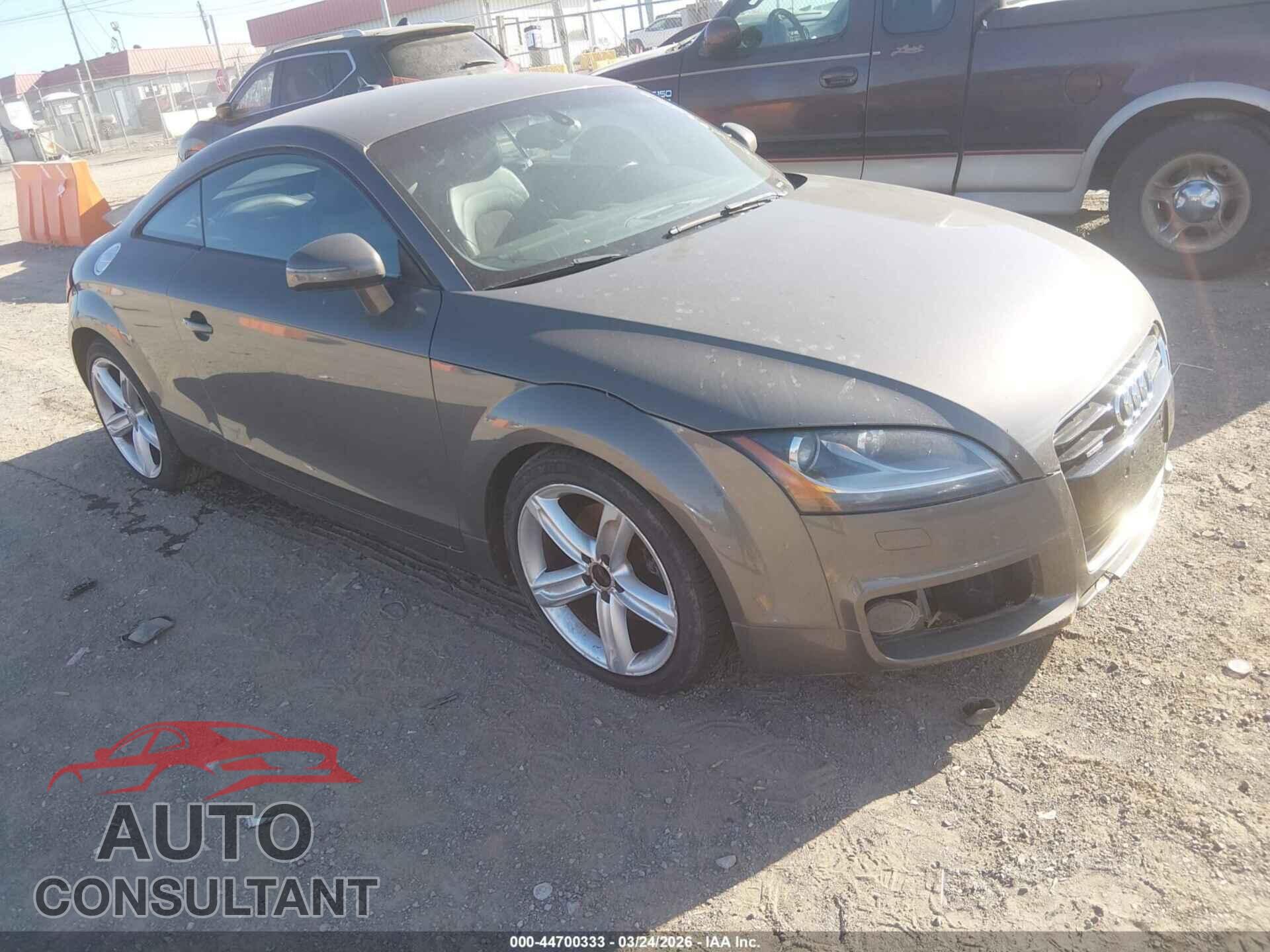 AUDI TT 2012 - TRUBFAFK6C1008517