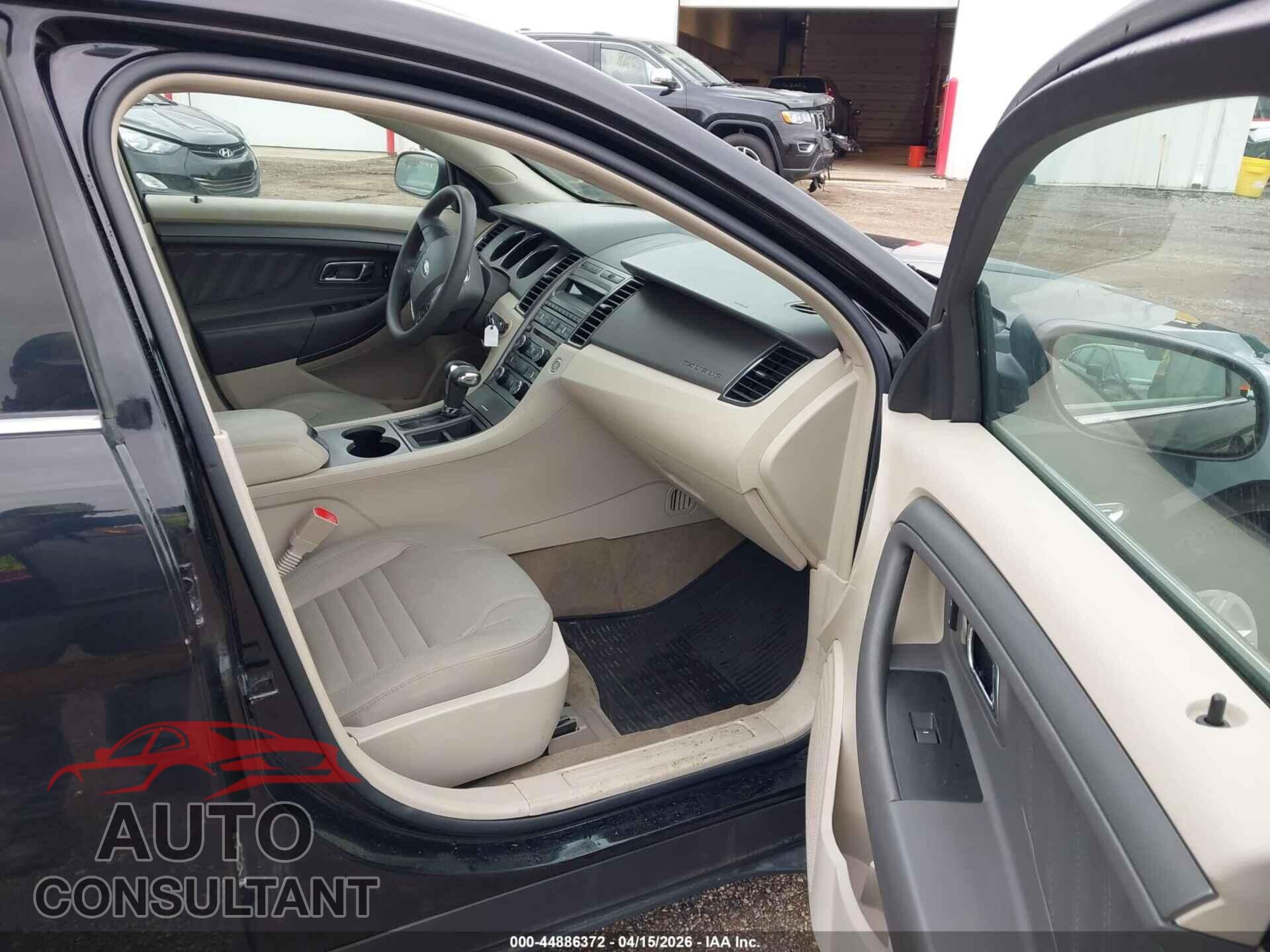 FORD TAURUS 2011 - 1FAHP2DW7BG189884