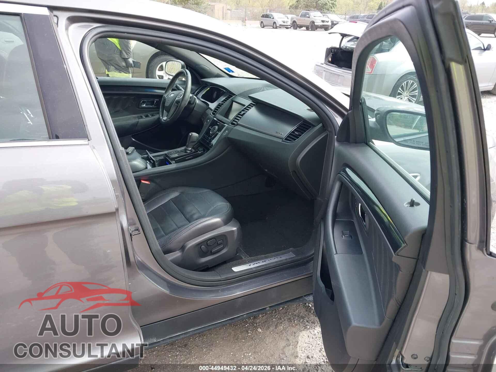 FORD TAURUS 2013 - 1FAHP2KTXDG187896