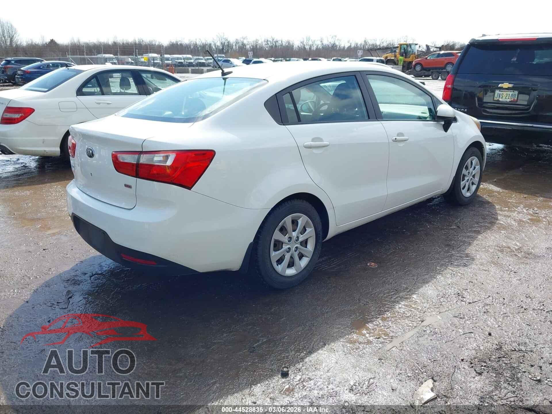 KIA RIO 2014 - KNADM4A33E6419662