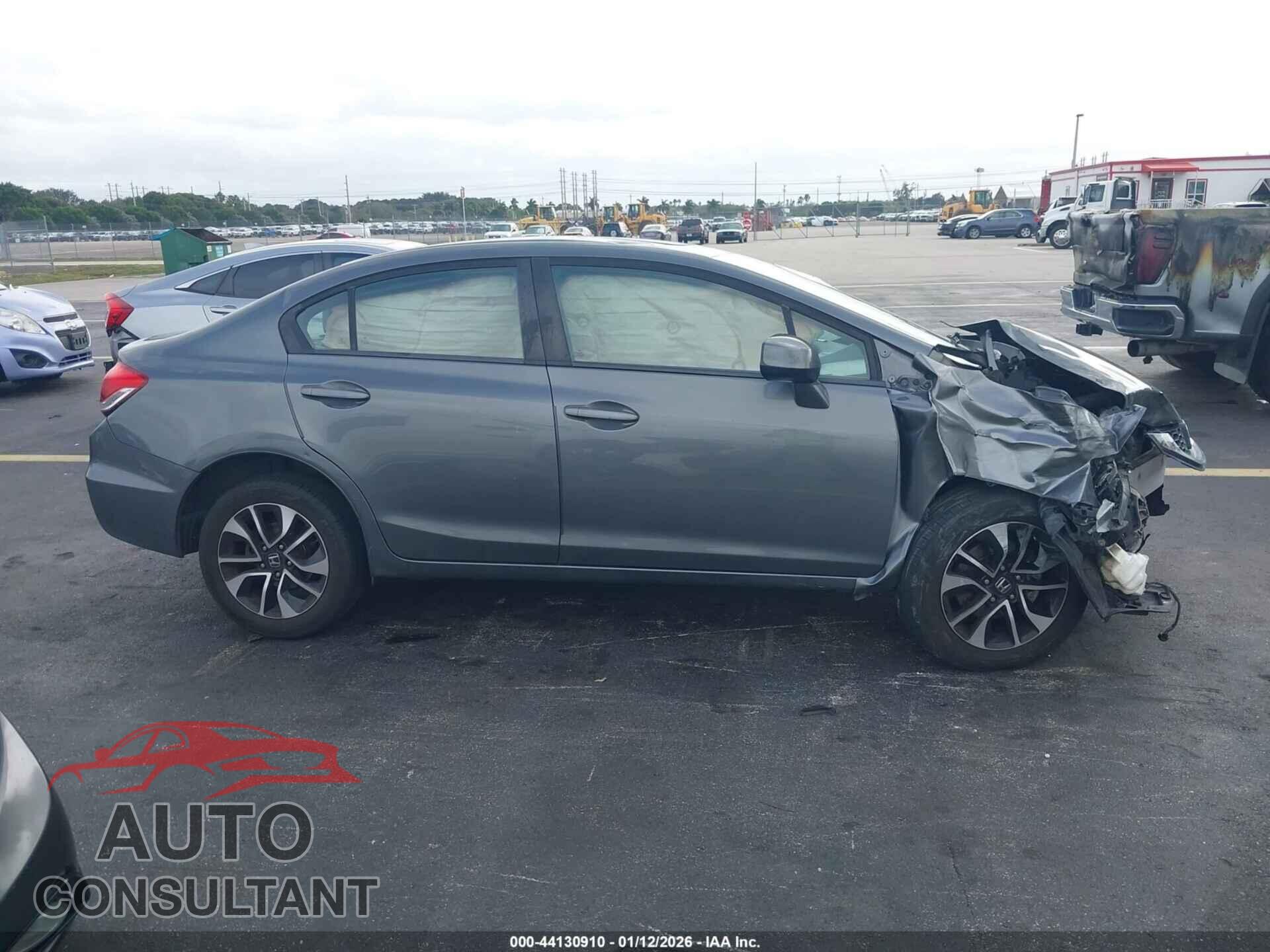 HONDA CIVIC 2013 - 19XFB2F94DE088943