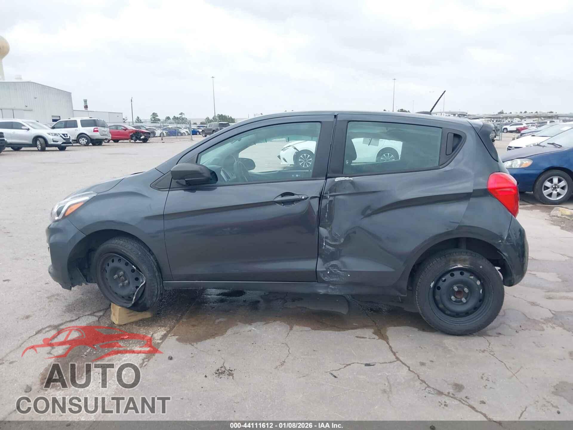 CHEVROLET SPARK 2019 - KL8CA6SA1KC702437